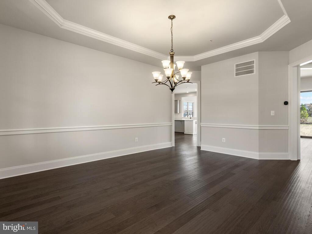 TROTTERS GLEN - Residential
