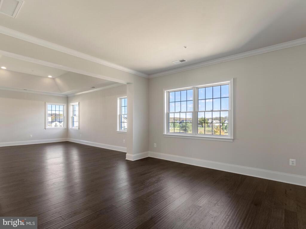 TROTTERS GLEN - Residential