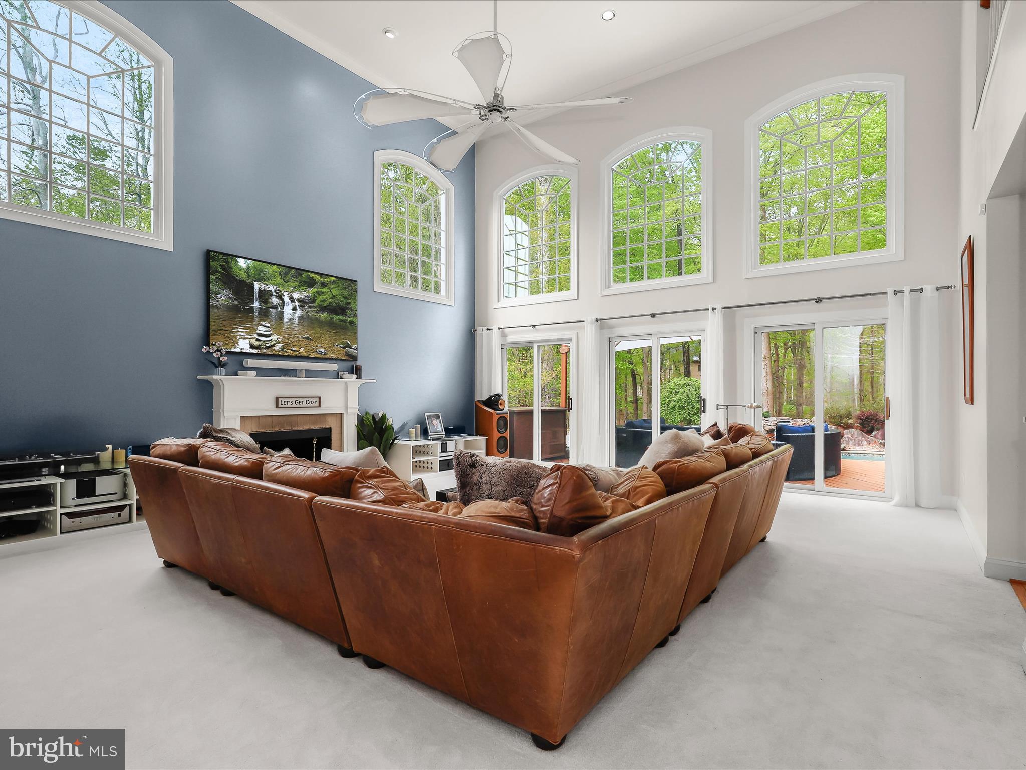 SOUTH RIVER COLONY - Residential