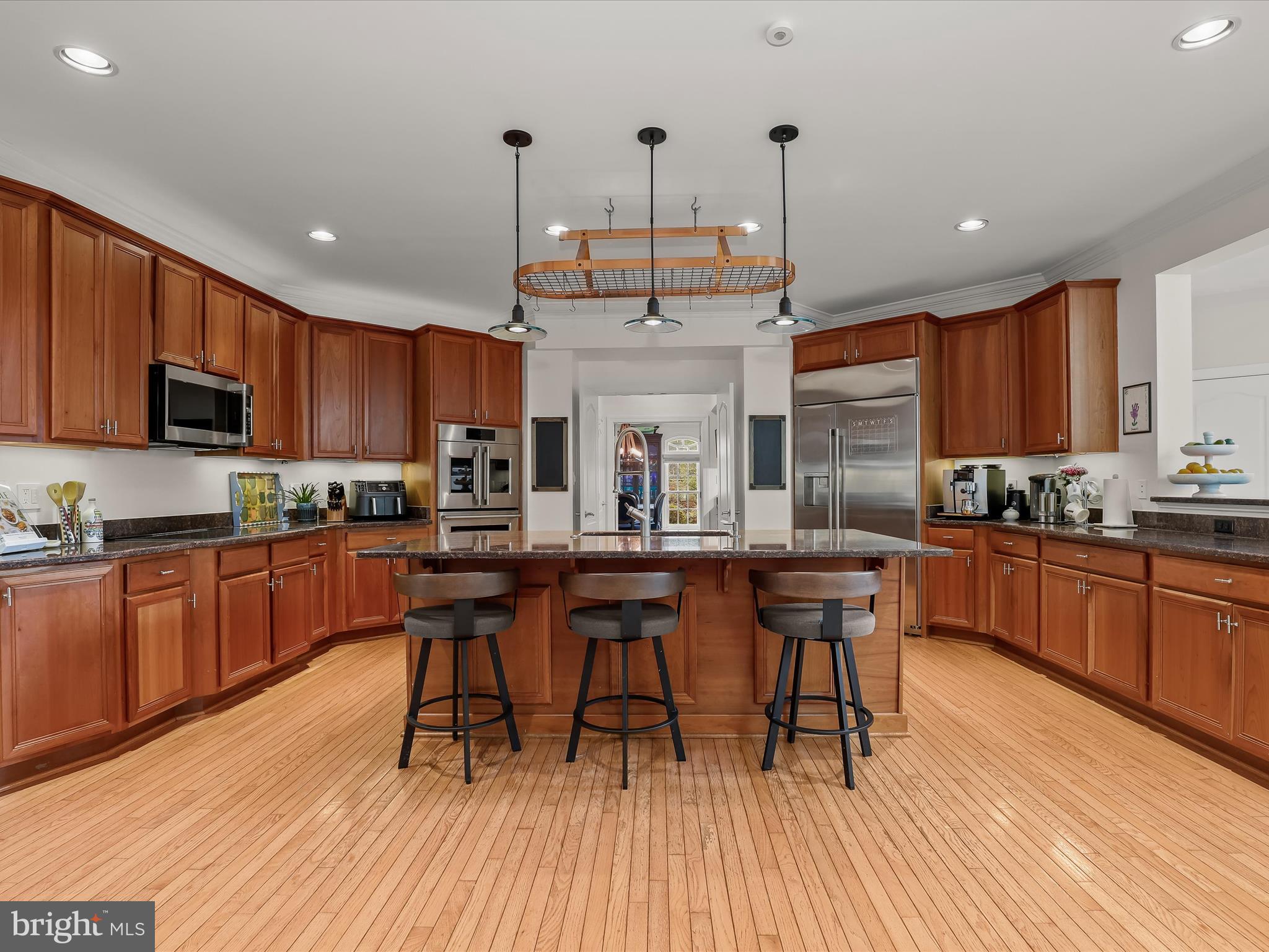 SOUTH RIVER COLONY - Residential