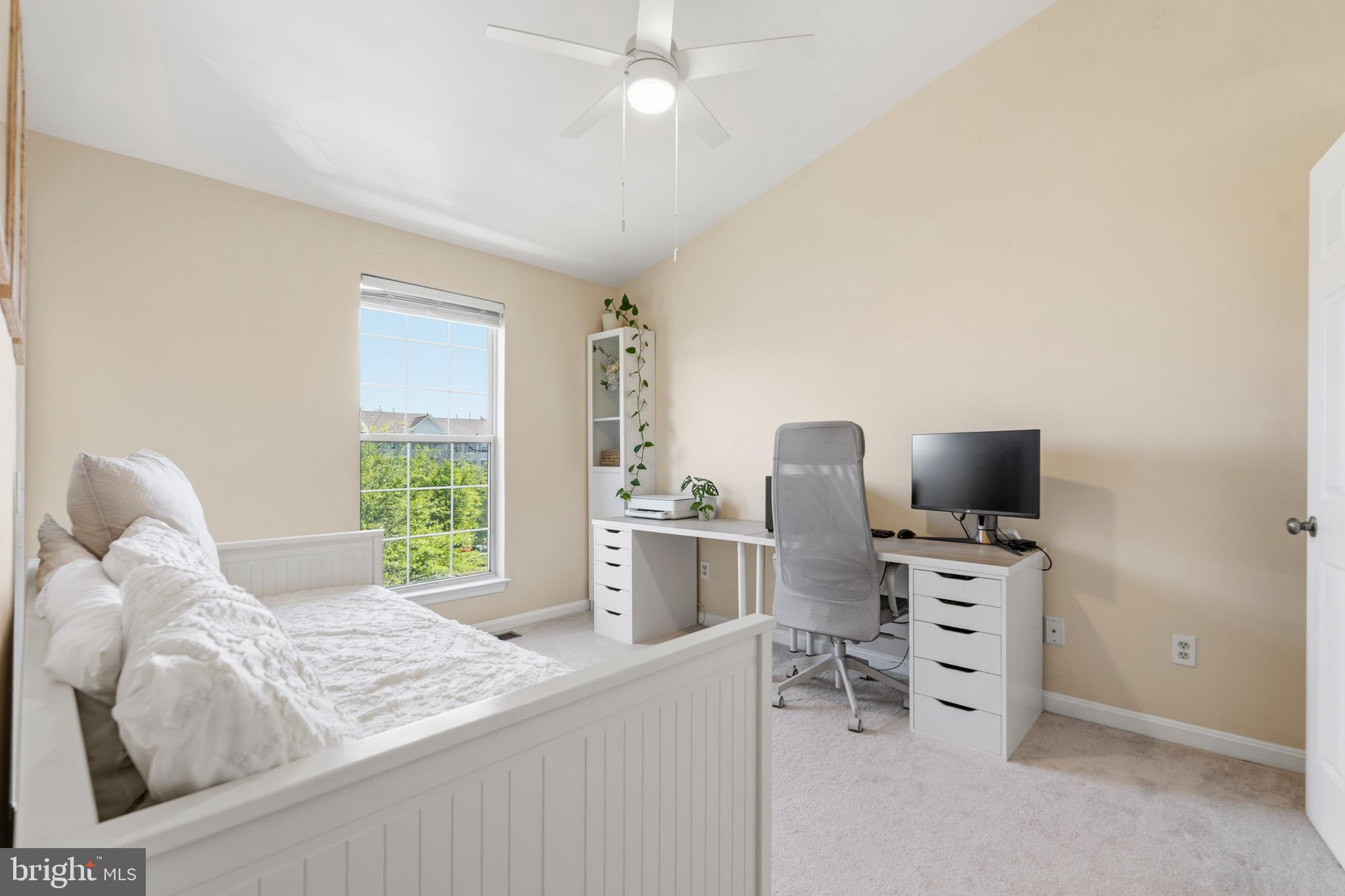 CHATHAM GREEN CONDOMINIUM - Residential