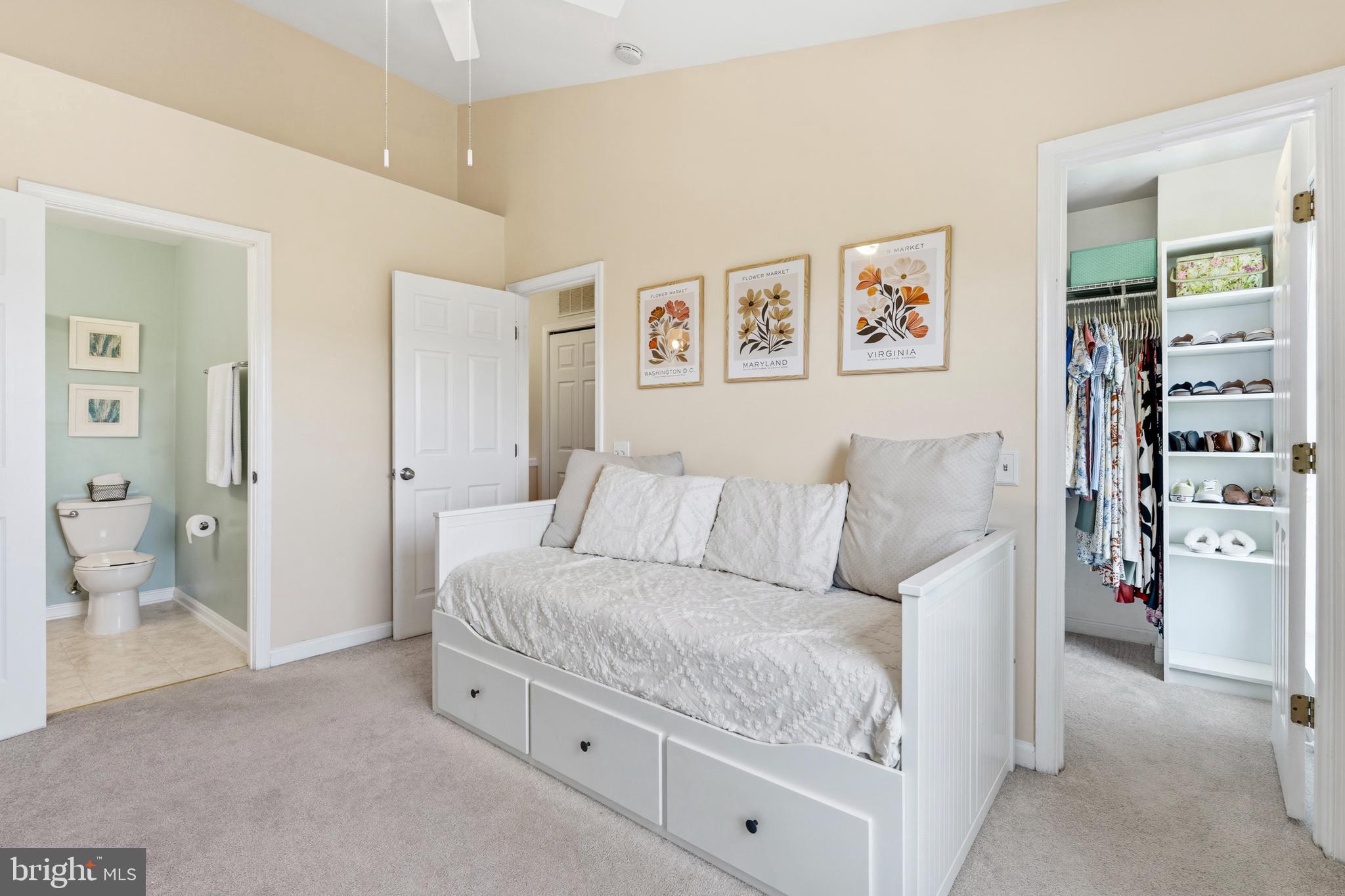 CHATHAM GREEN CONDOMINIUM - Residential