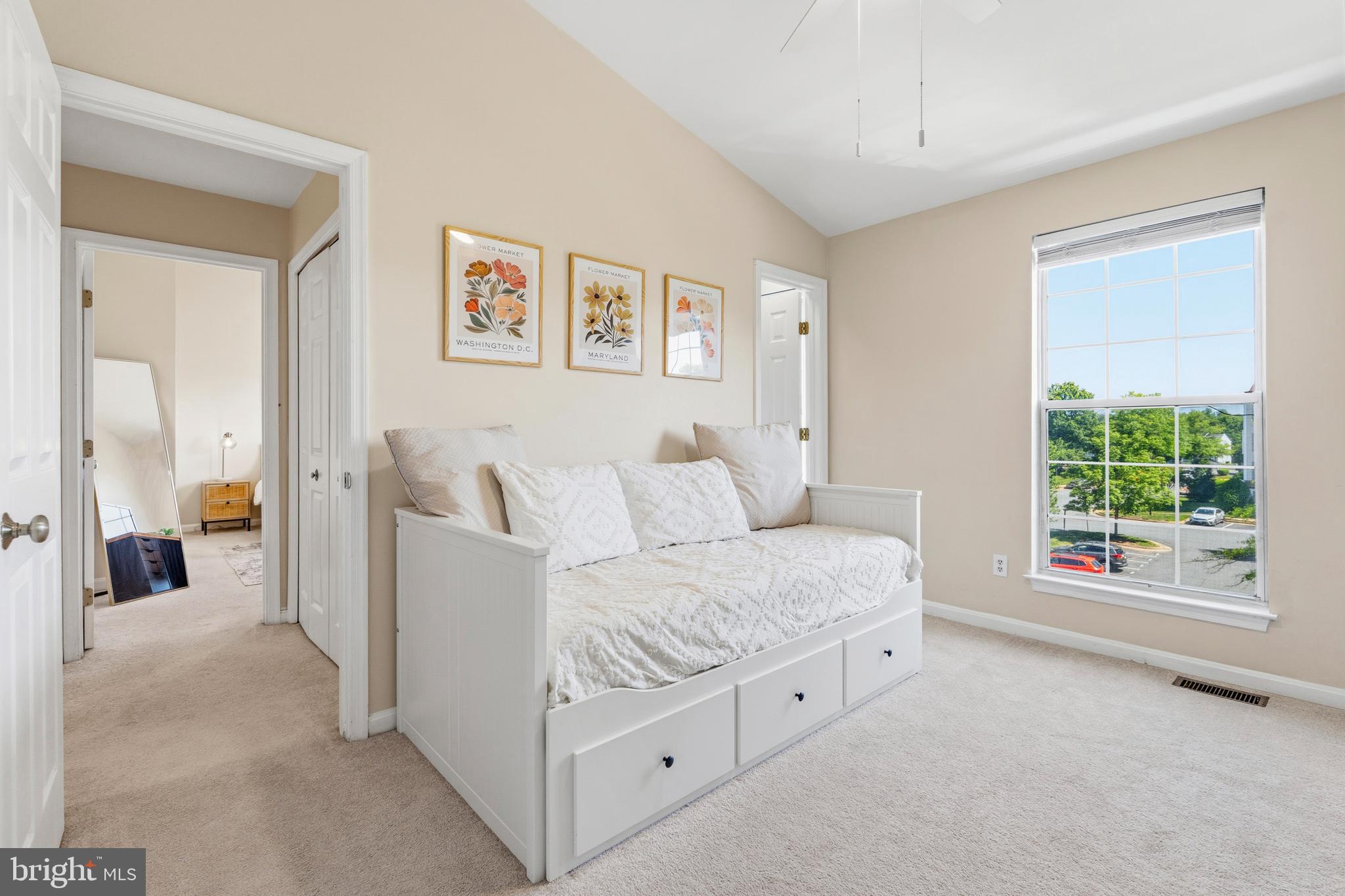 CHATHAM GREEN CONDOMINIUM - Residential