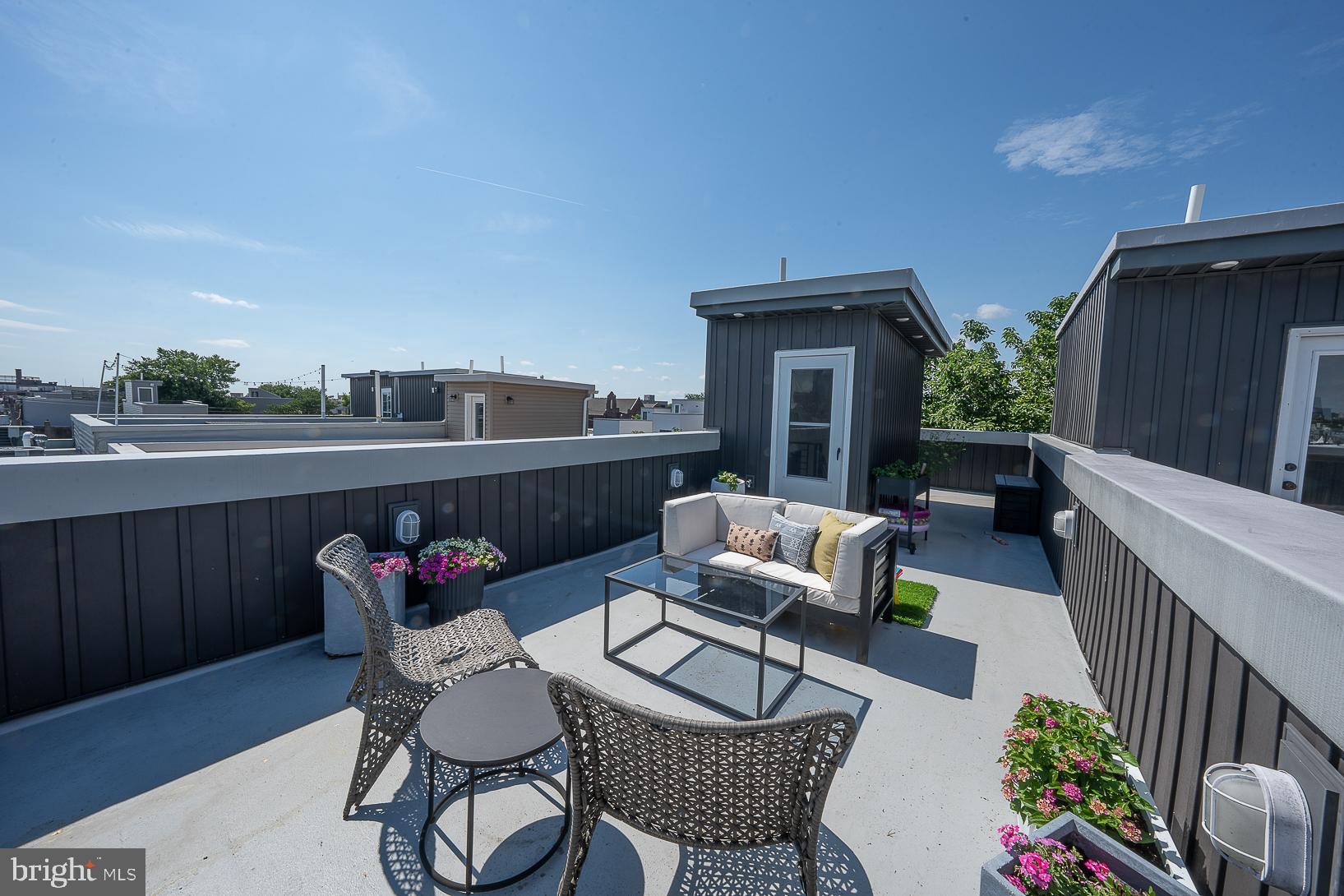 POINT BREEZE - Residential