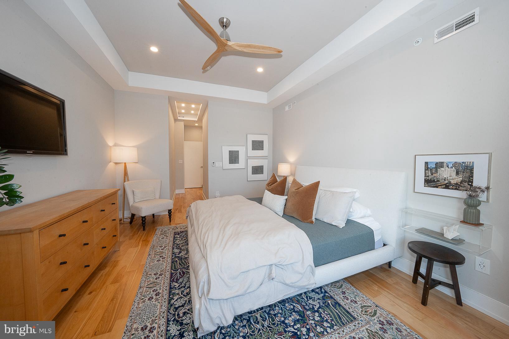 POINT BREEZE - Residential