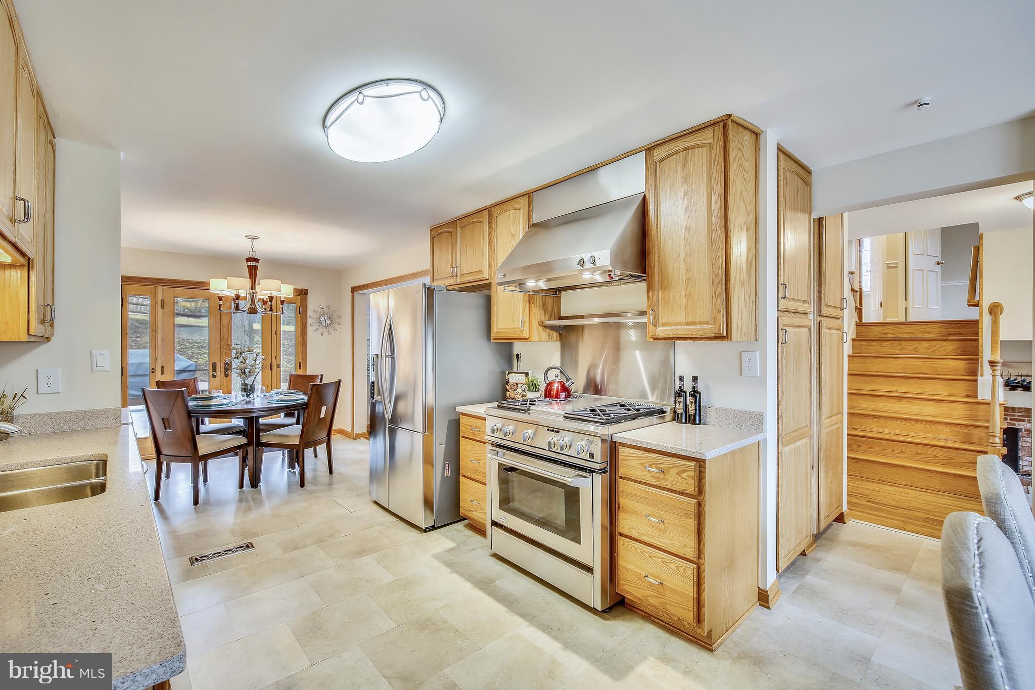 BROOKVILLE KNOLLS - Residential