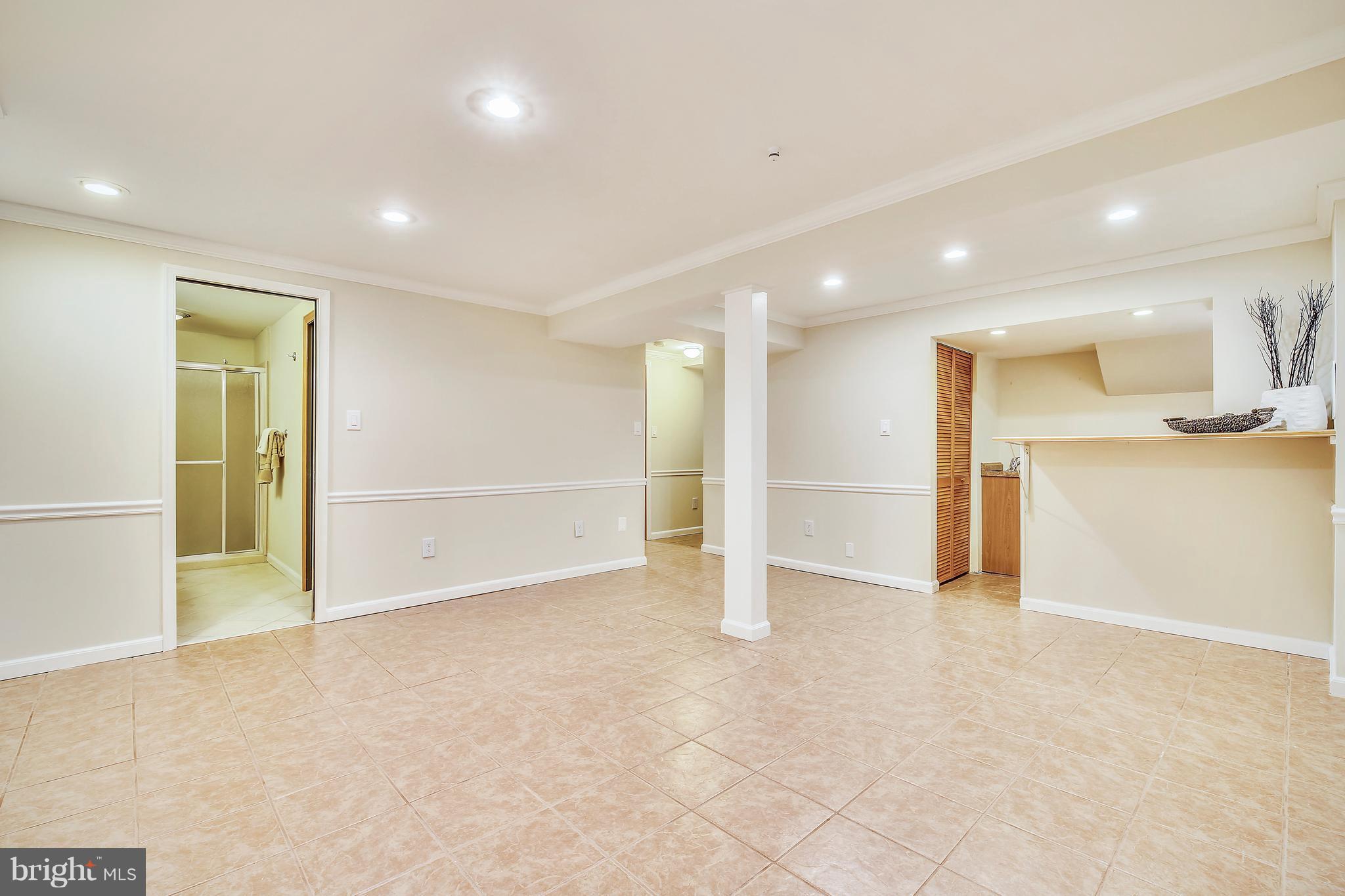 BROOKVILLE KNOLLS - Residential