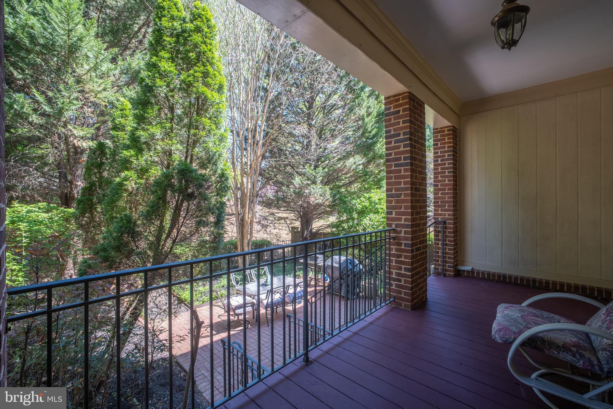 RIVER FALLS - Residential
