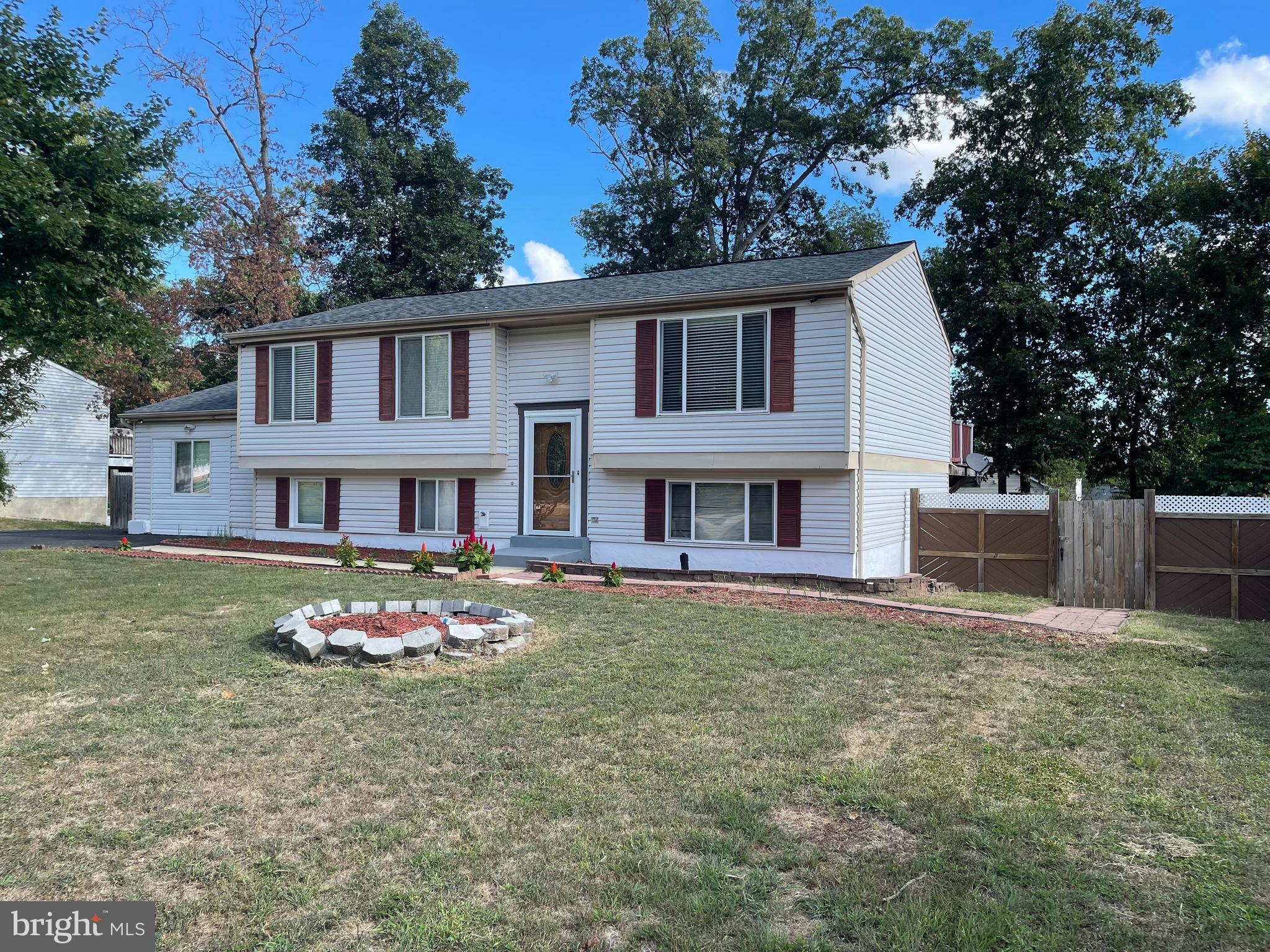 Just Reduced . This 6bedroom 4 bath complete house  square footage is approximate
New roof March 2026, upper level freshly painted 3.2026, new basement sliding glass lockable door 3/2026 ,  Lennox HVAC age is 2016, 2 full kitchens 2 sets of washer and dryers, separate lockable entrances, vinyl slide newer replacement windows, hardwood, lvp flooring thru out. 
Upper houses  3 bedroom 2 bath upper level unit of detached home boast  a deck off back. with 2 hall linen closets,  primary bath has no drywallexposed great for cleaning and anti-moisture build up.
Lower level is 2 bedroom and 1 bath .  with a deck off back 2 sheds  and fenced in back yard. 
There is an inlaw aupair efficiency with bath on the driveway side of house with separate access off the back 
This is in the Westfield School Pyramid  close to pleasant Valley Road and Braddock road and not far from Rte 50 and 28 and 29 and 66. . Fenced in Back yard with 2 sheds with shared use. No Hoa. Community Pool with optional membership to join if desired. Spacious Living Room and dining area off an updated kitchen with breakfast bar.