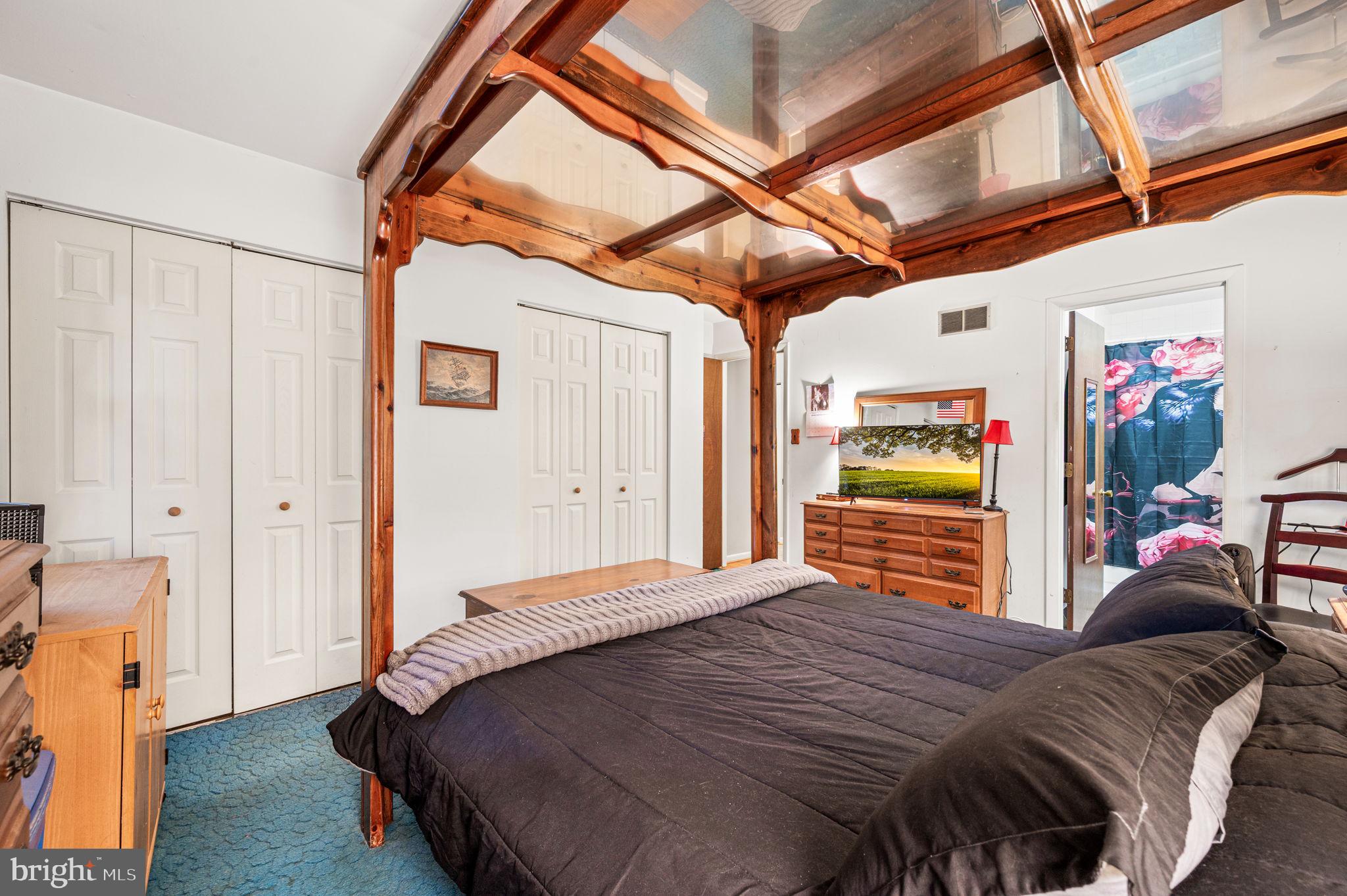THUNDERHILL - Residential