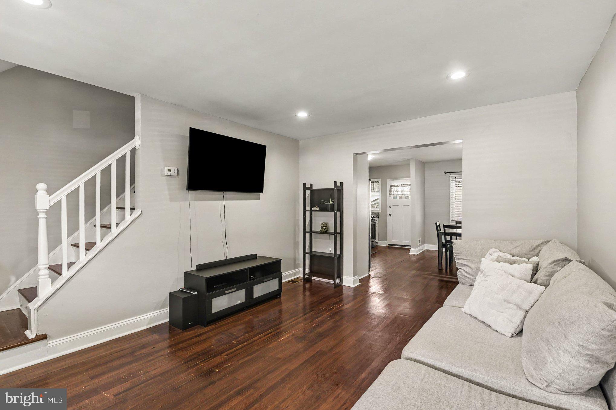 GRAY MANOR HOMES - Residential