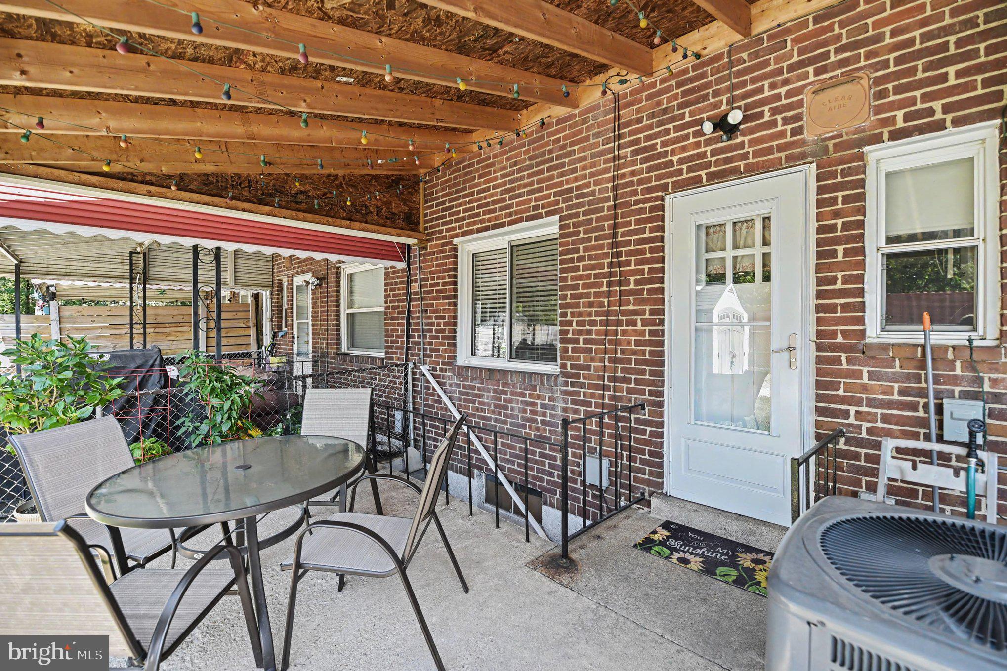 GRAY MANOR HOMES - Residential
