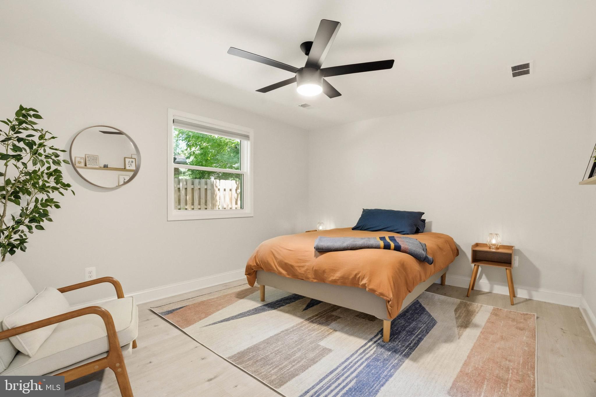 MANOR WOODS - Residential