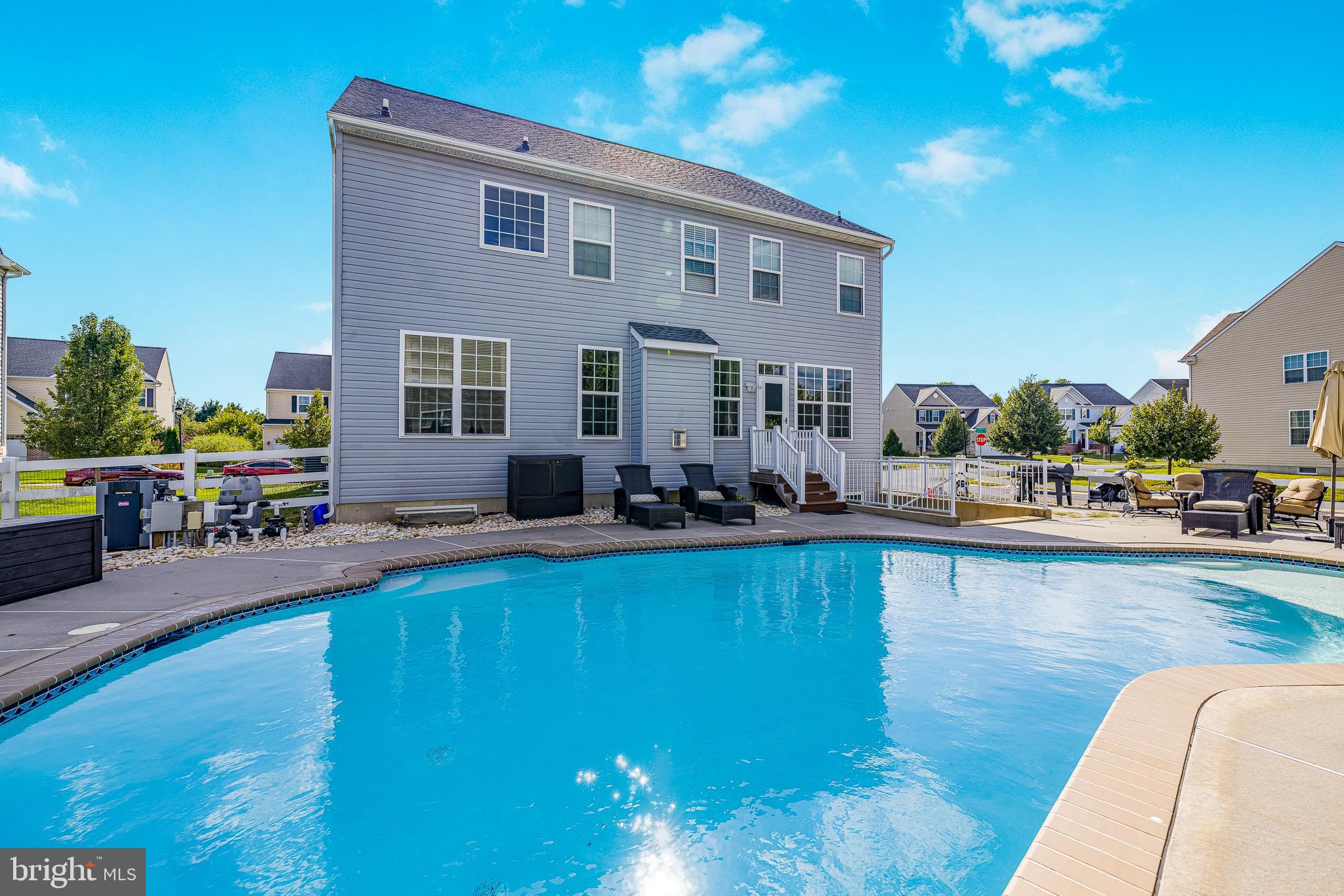 CROSSLAND AT CANAL - Residential
