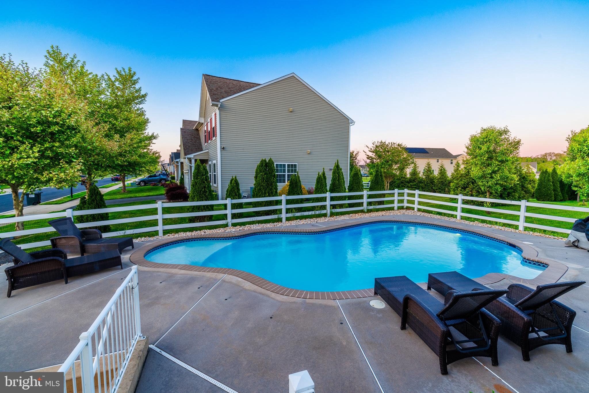 CROSSLAND AT CANAL - Residential