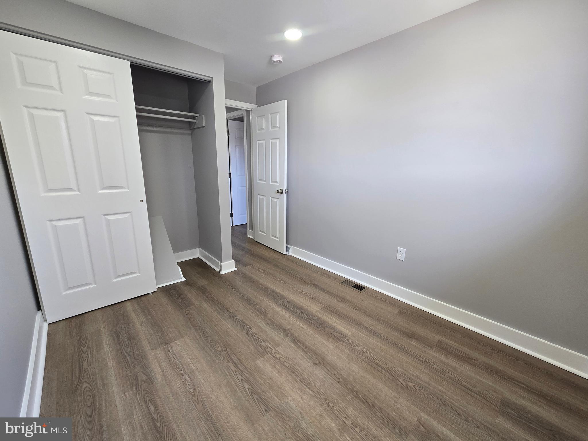 YORKTOWN - Residential