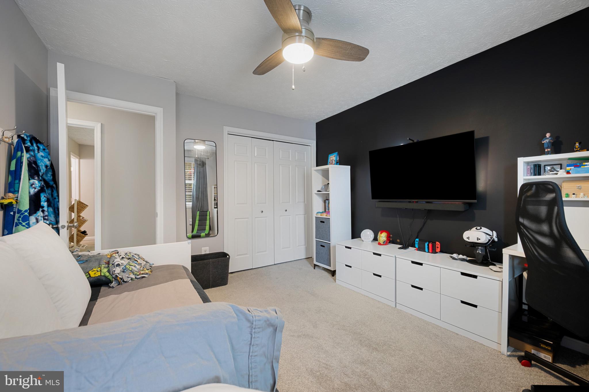 FAIRWOOD - Residential