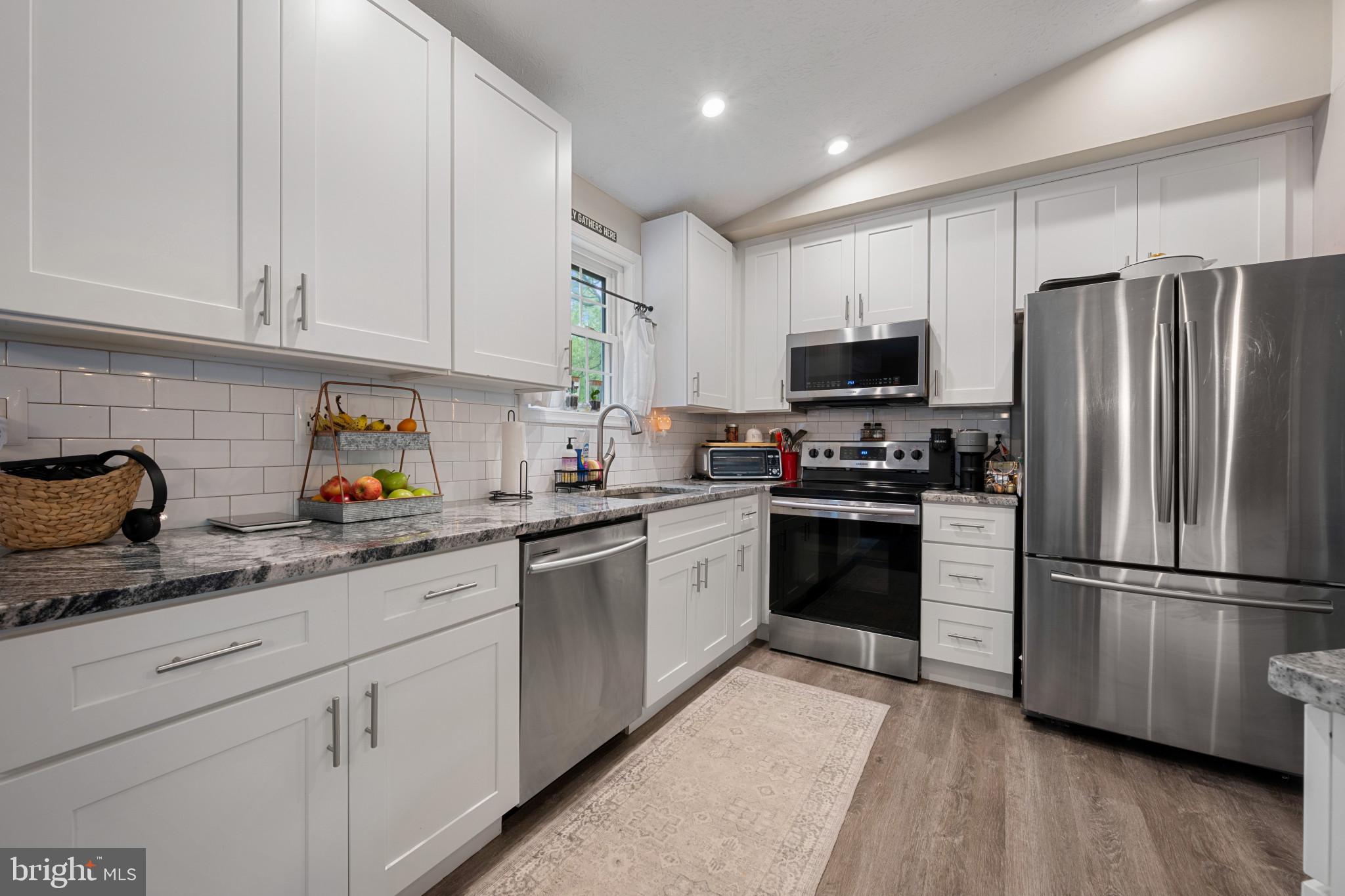 FAIRWOOD - Residential