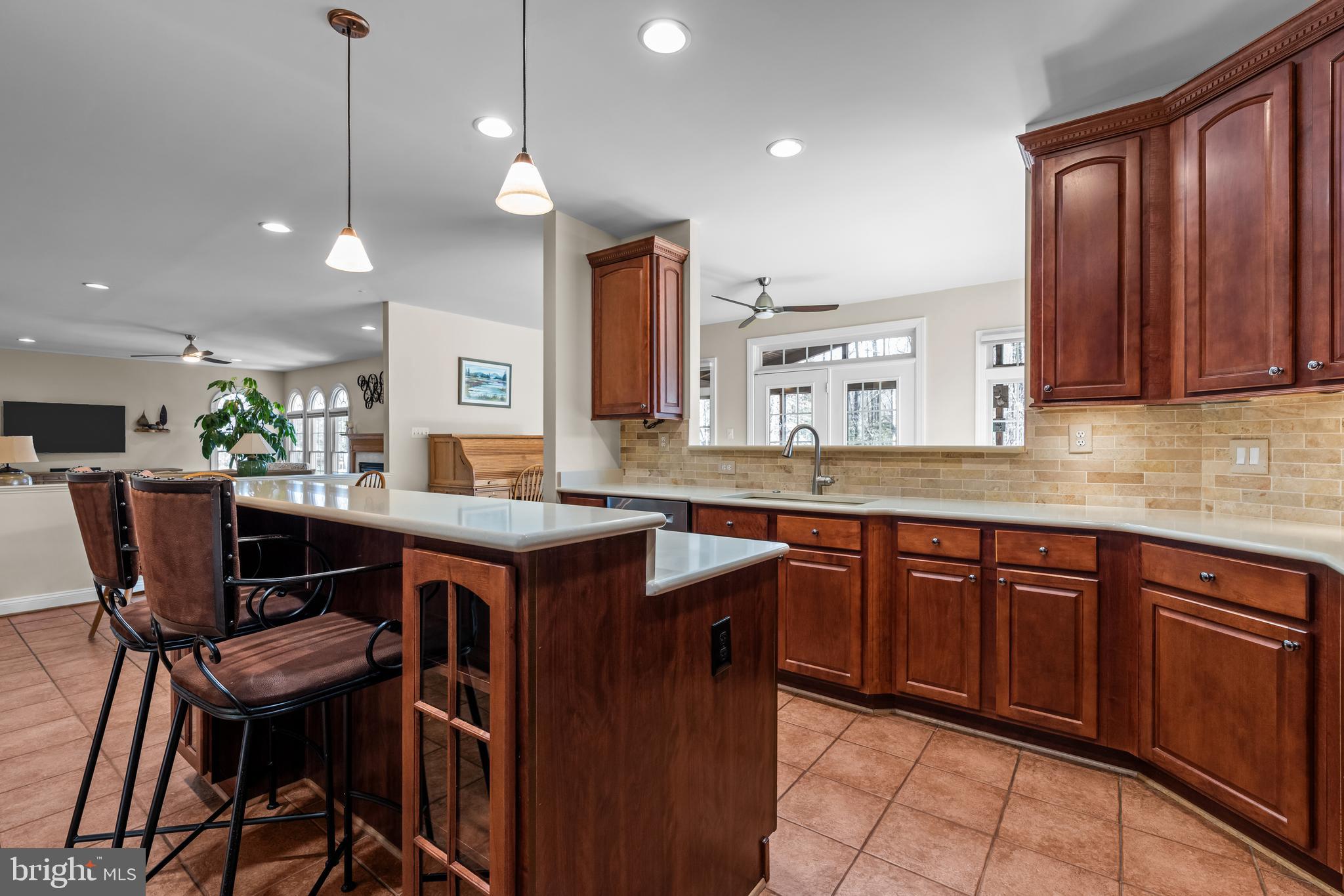 EAGLE POINTE - Residential