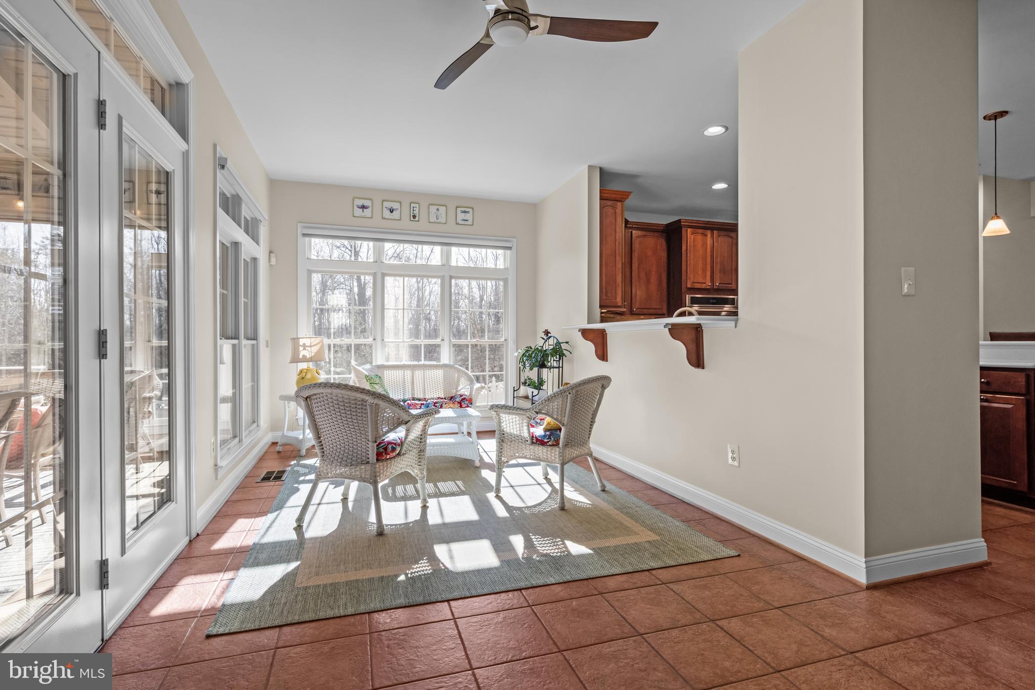 EAGLE POINTE - Residential