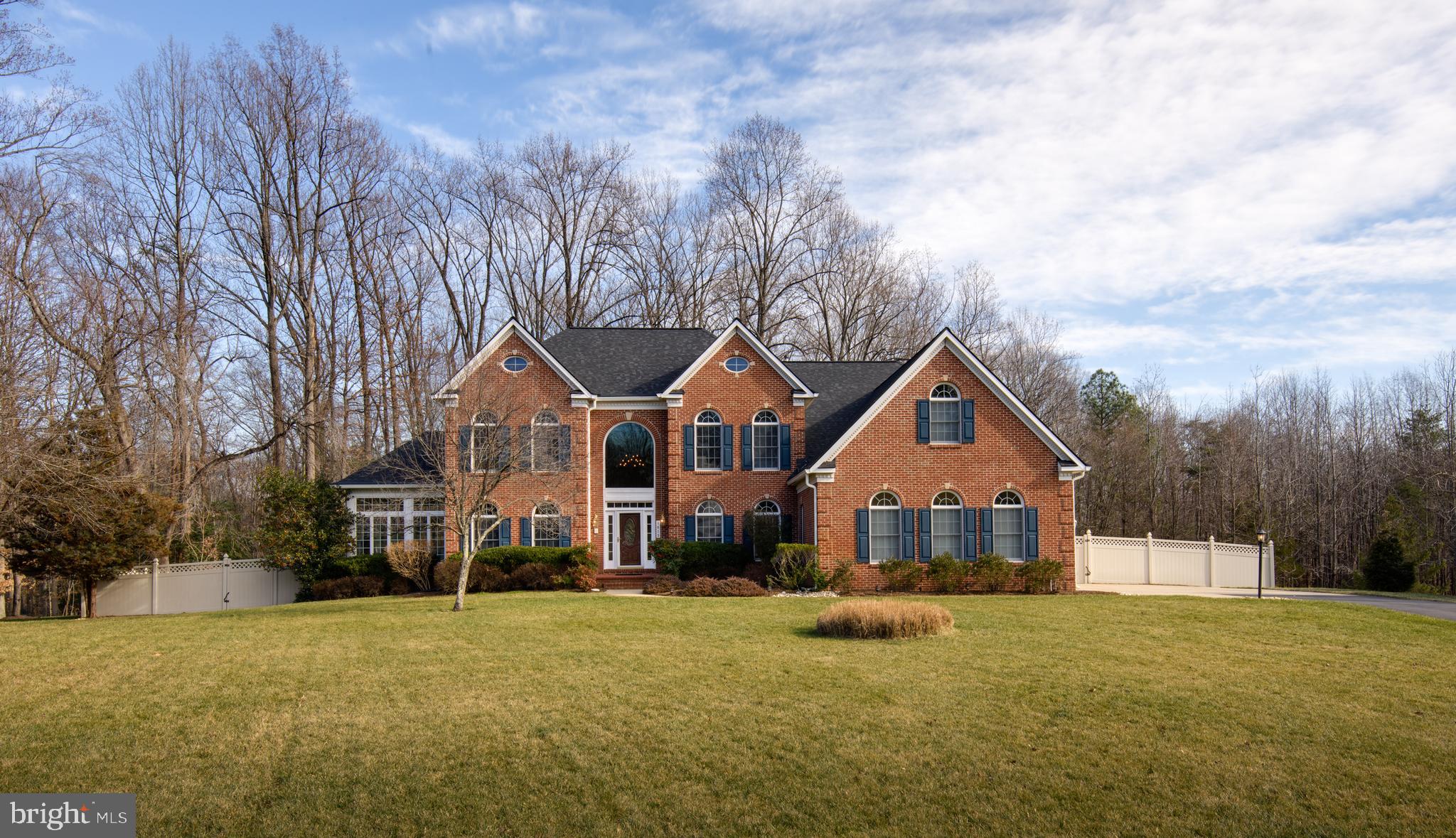 EAGLE POINTE - Residential