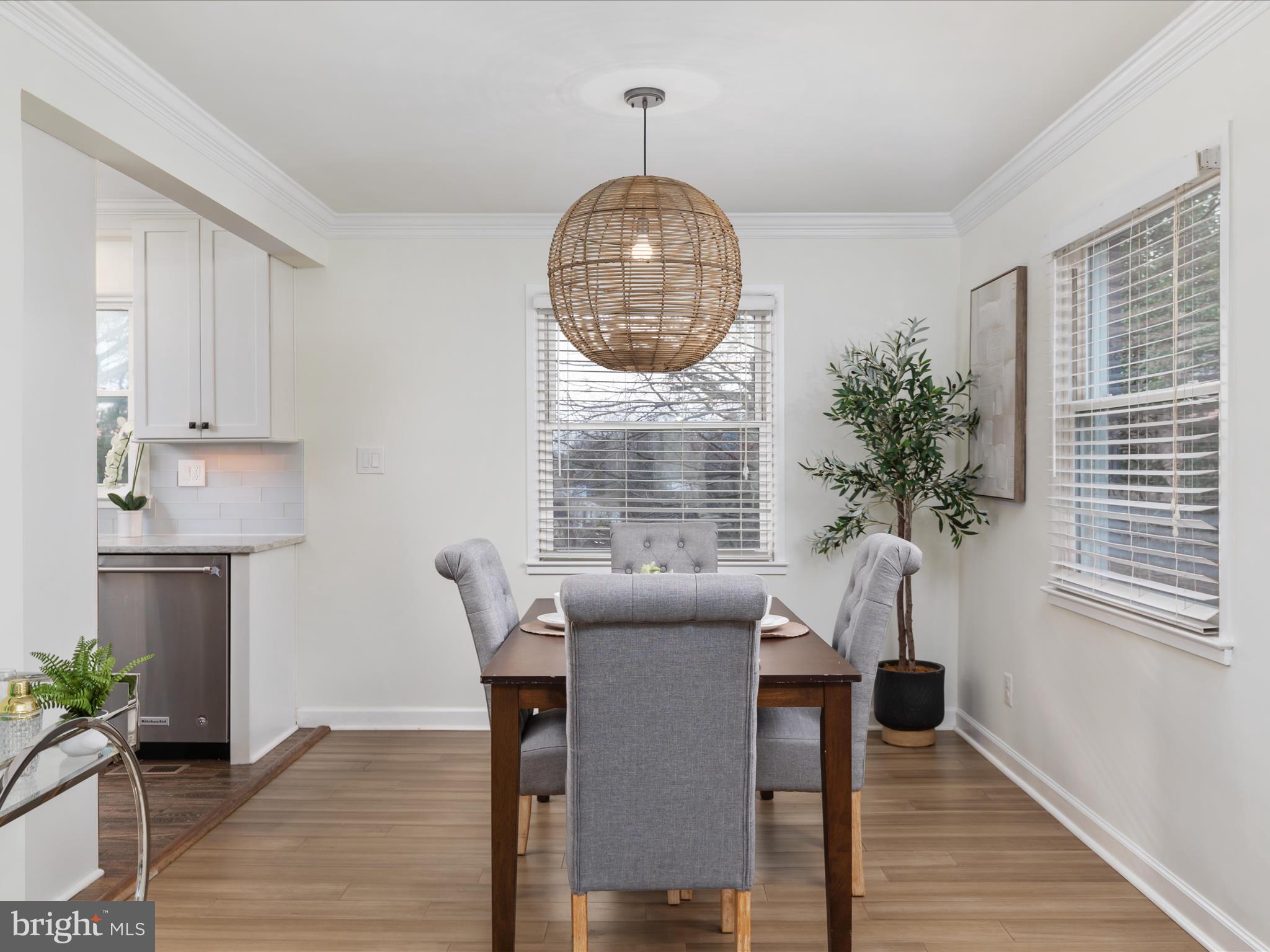 LINCOLNIA HILLS - Residential