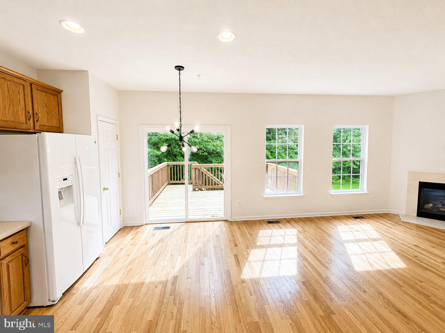 EAGLES LANDING AT WATERS EDGE - Residential