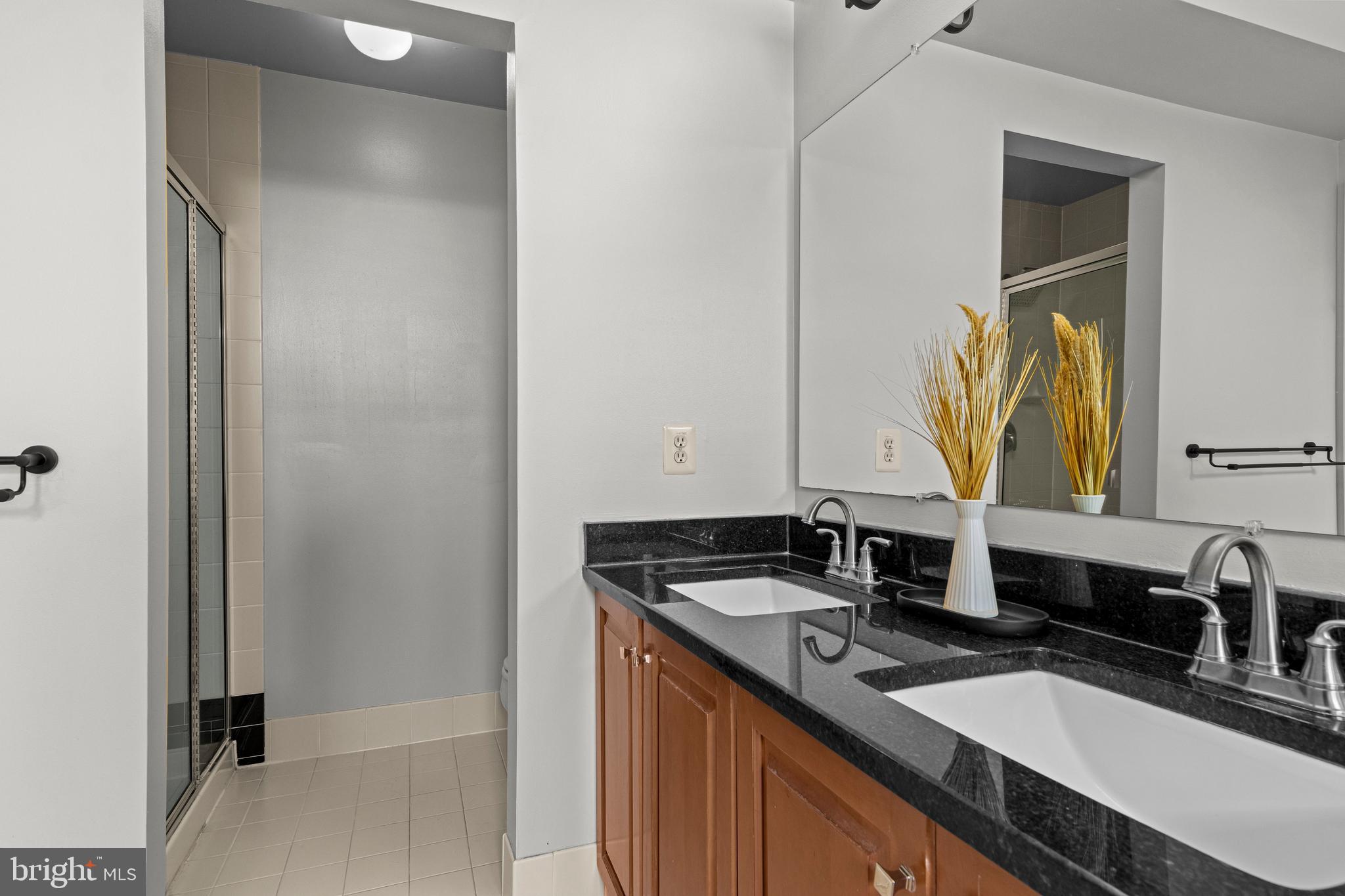 OAKWOOD AT PLYMOUT - Residential