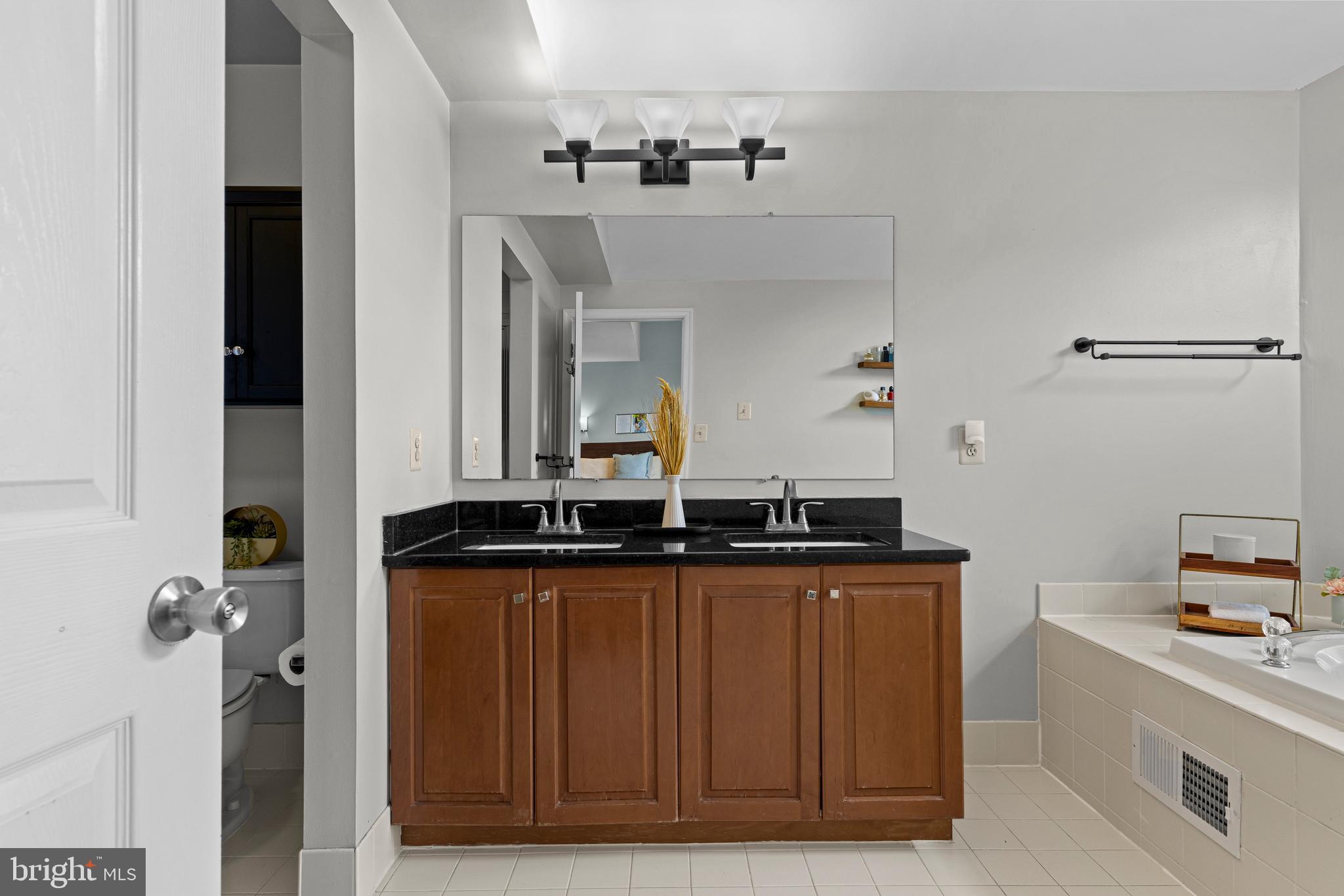 OAKWOOD AT PLYMOUT - Residential