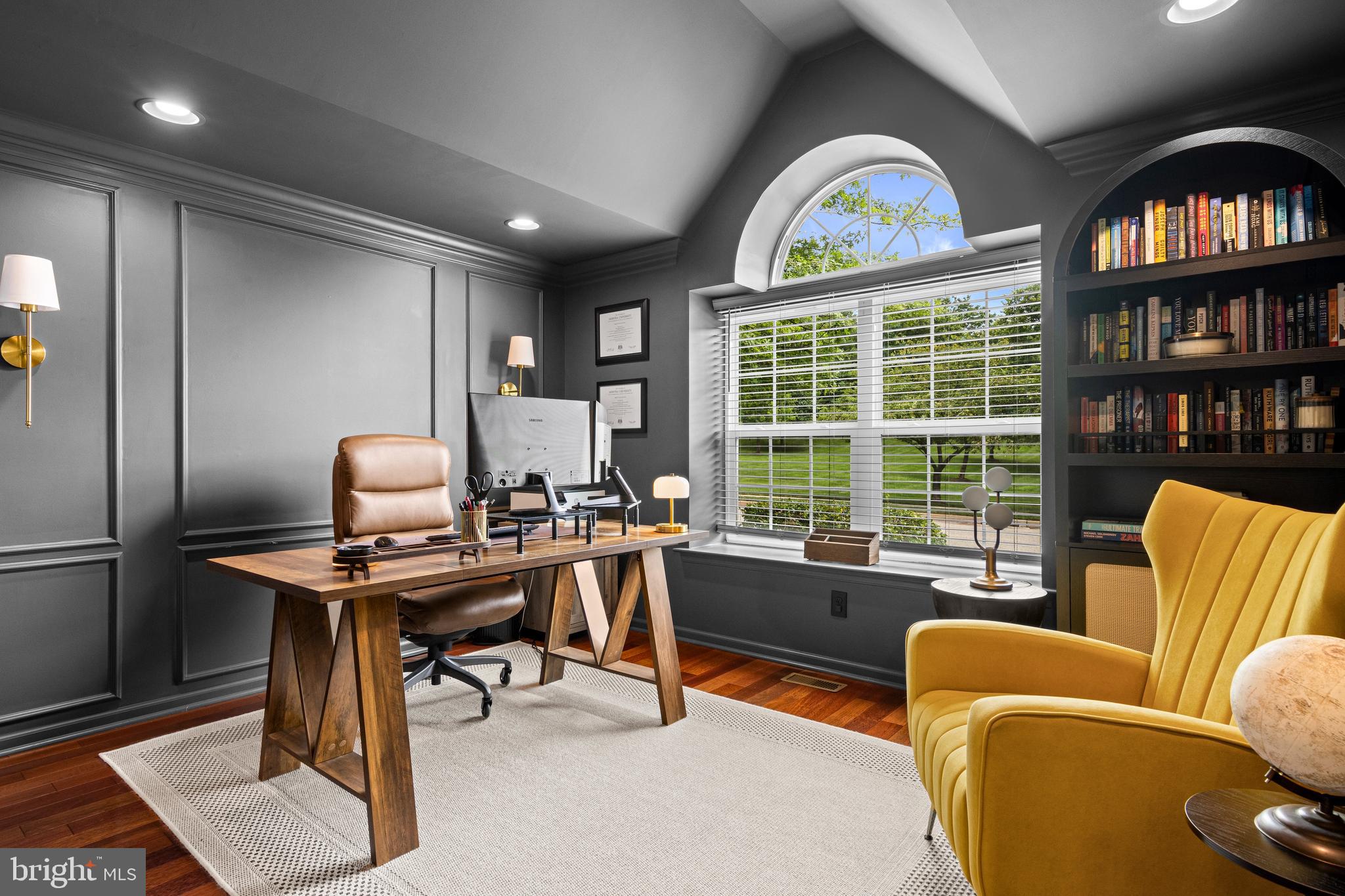 OAKWOOD AT PLYMOUT - Residential
