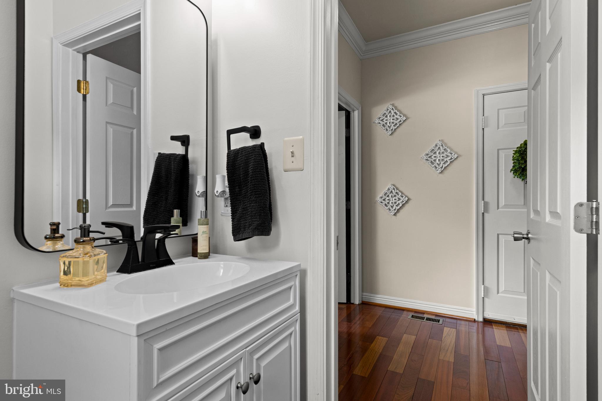 OAKWOOD AT PLYMOUT - Residential