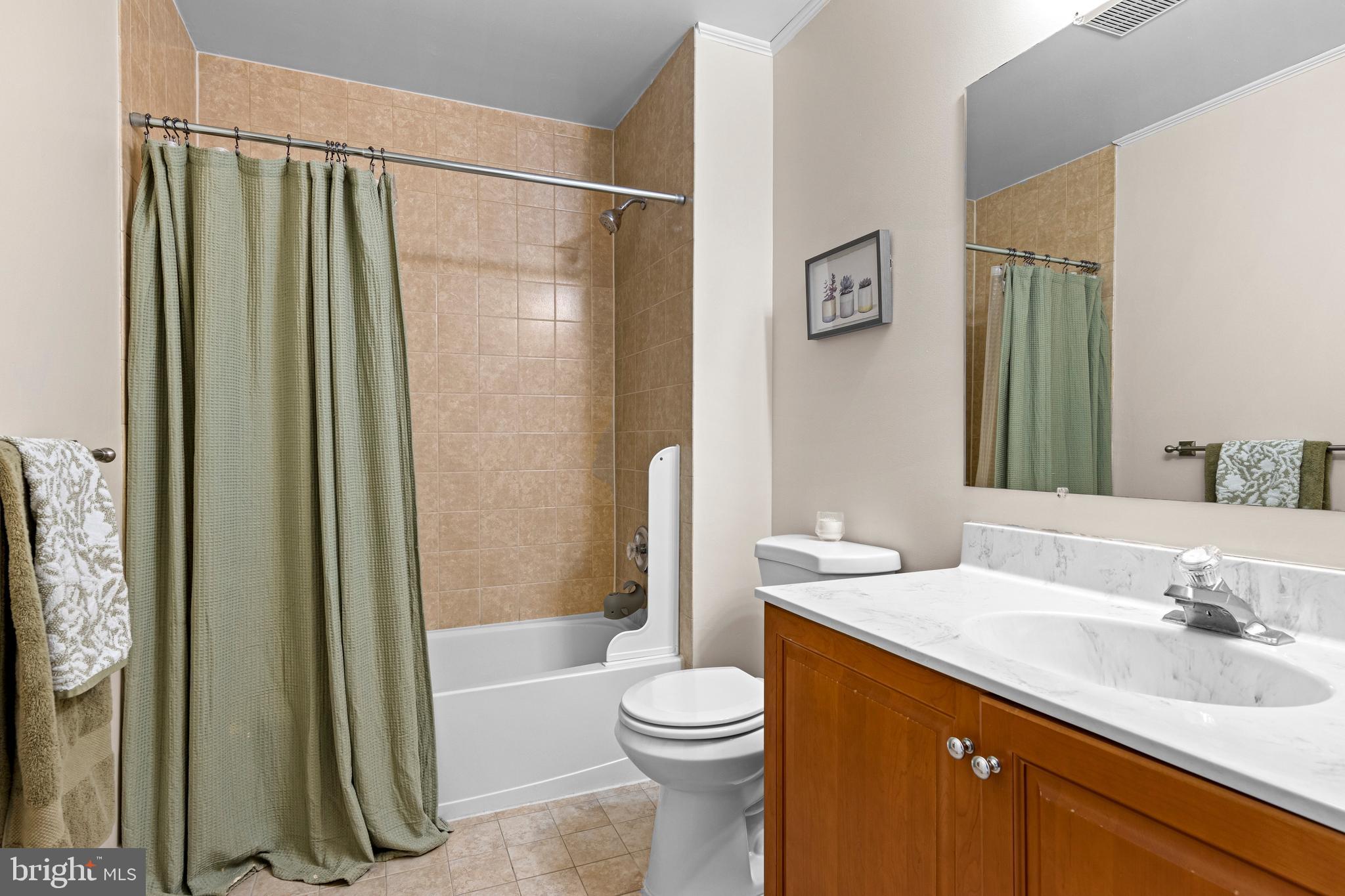 OAKWOOD AT PLYMOUT - Residential