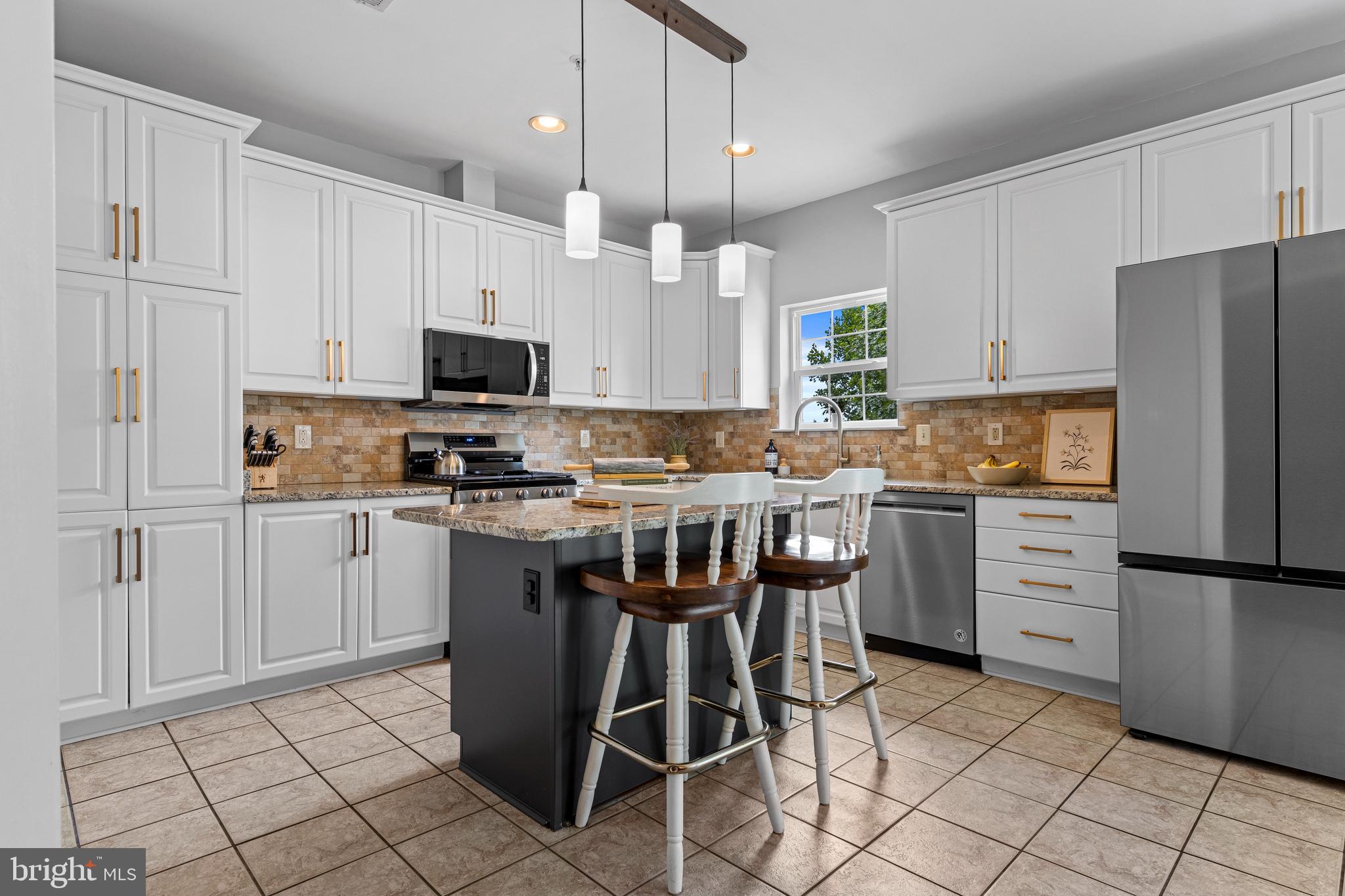 OAKWOOD AT PLYMOUT - Residential