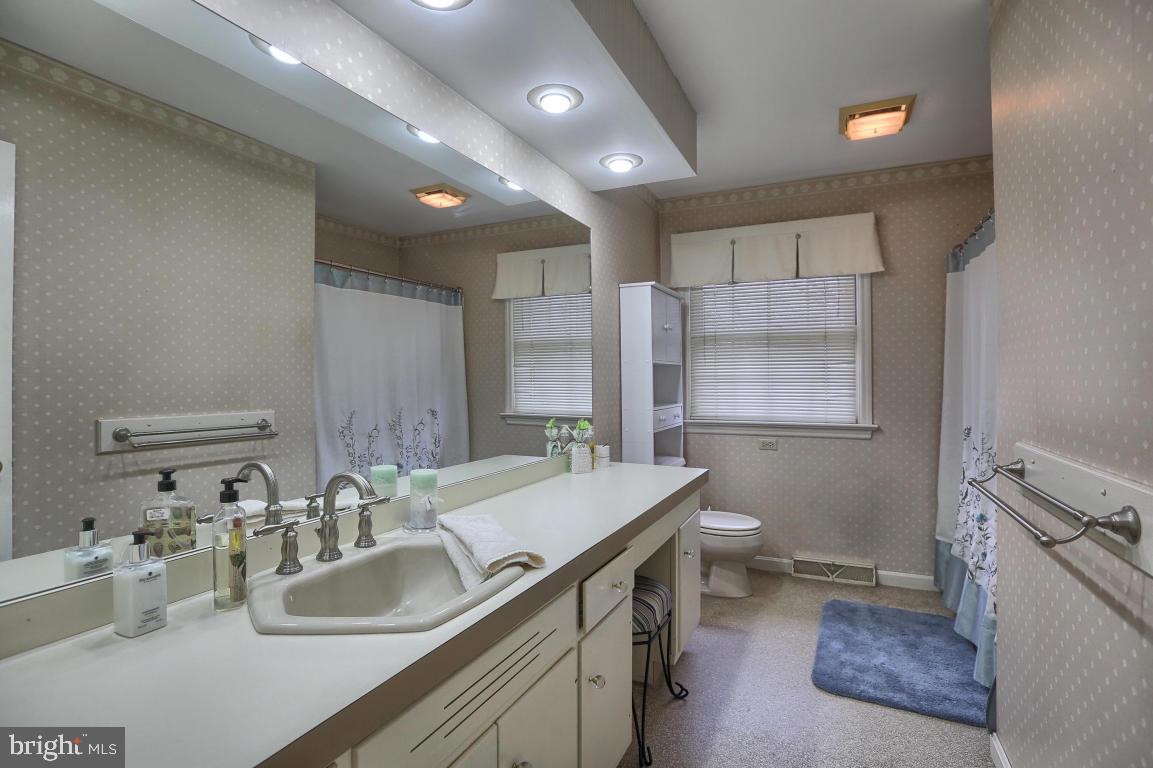 BLOOMINGDALE - Residential