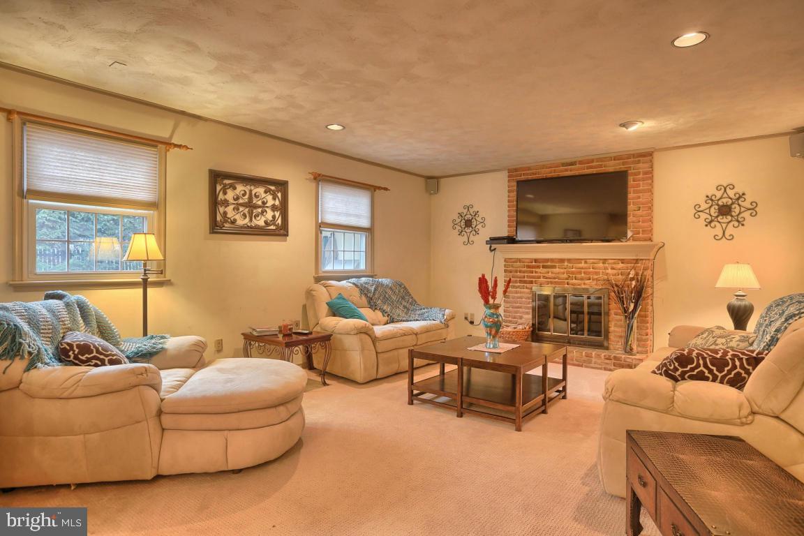 BLOOMINGDALE - Residential