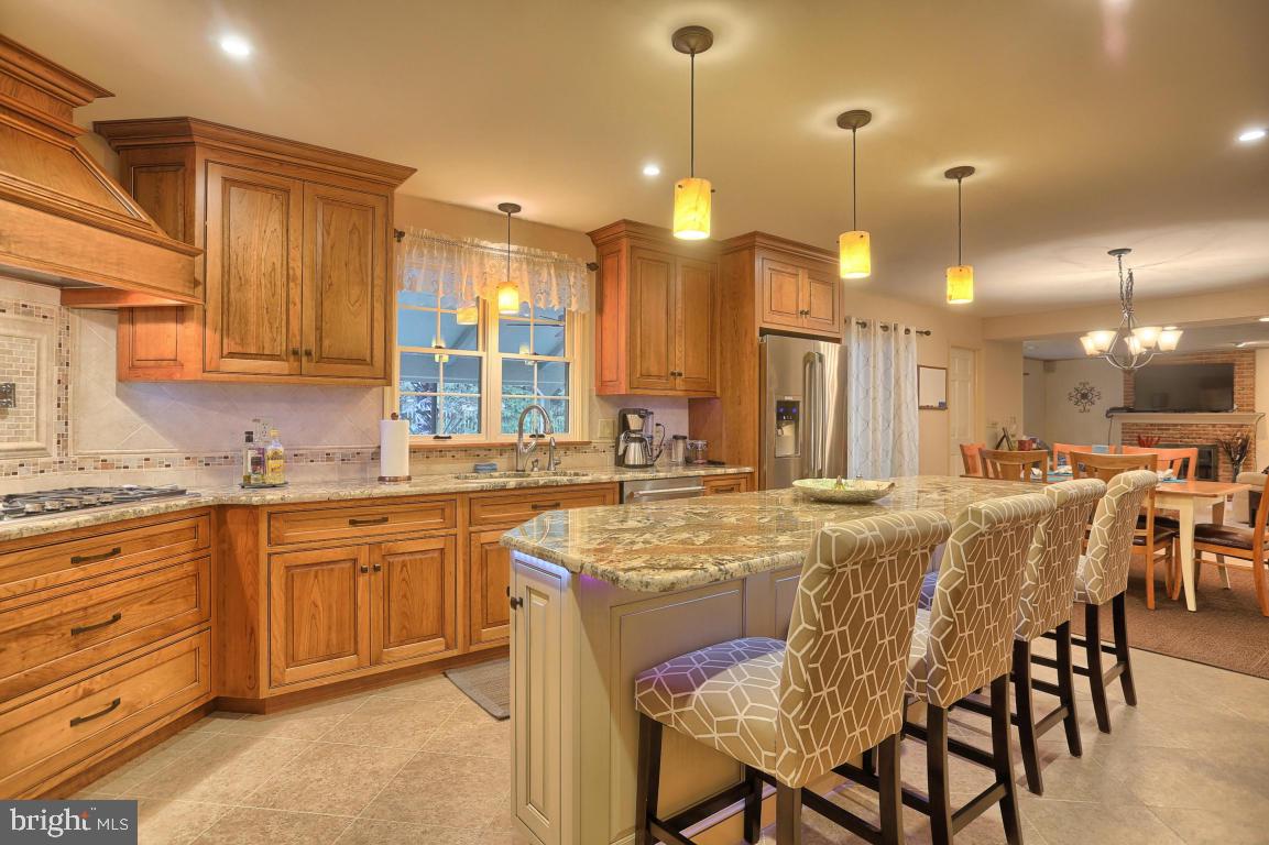 BLOOMINGDALE - Residential