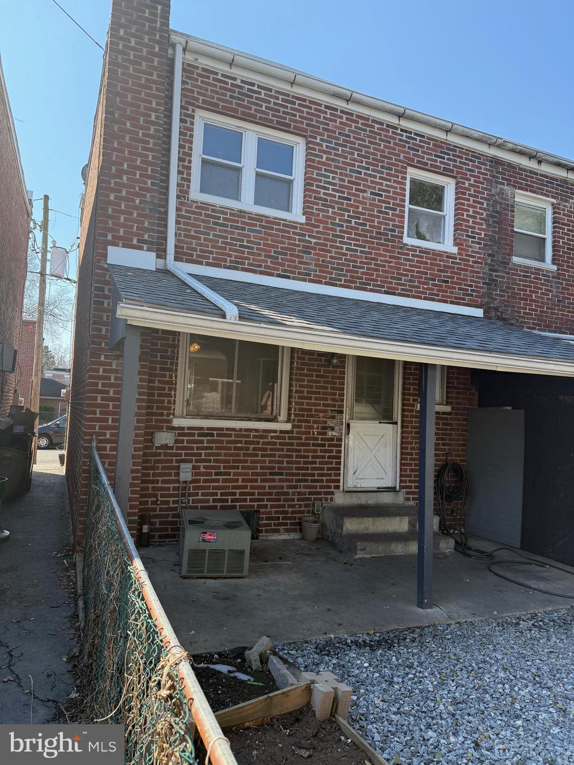 8TH WARD - Residential