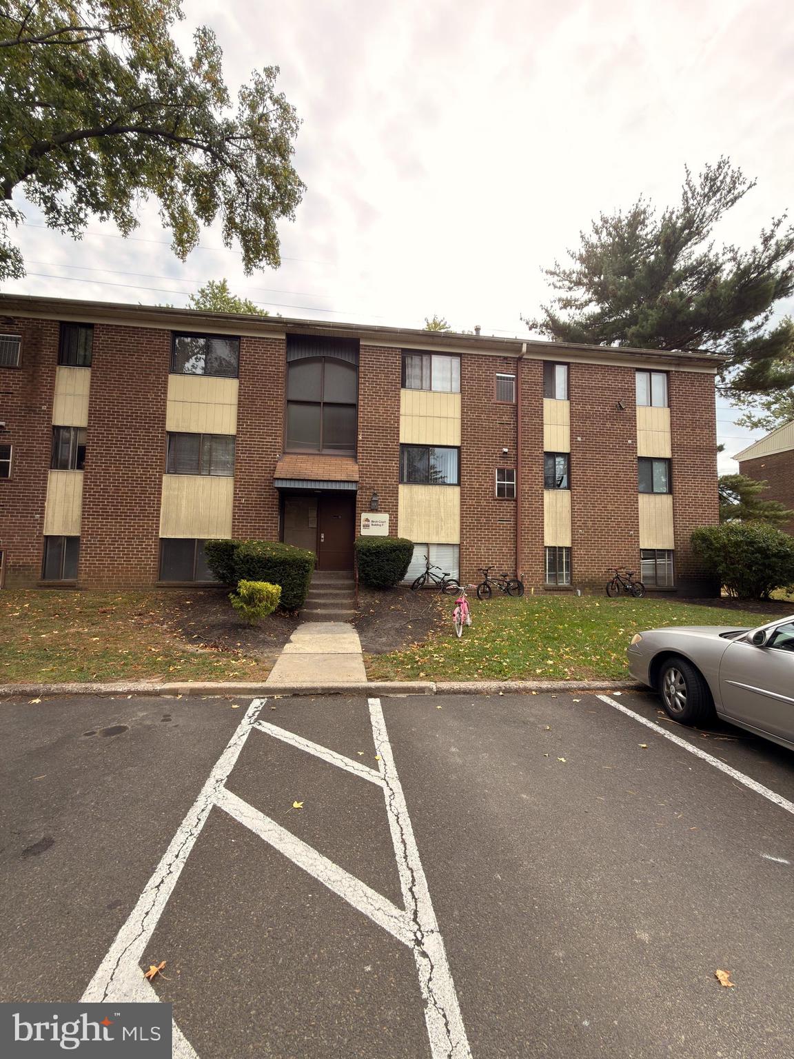 PHILADELPHIA (NORTHEAST) - Residential
