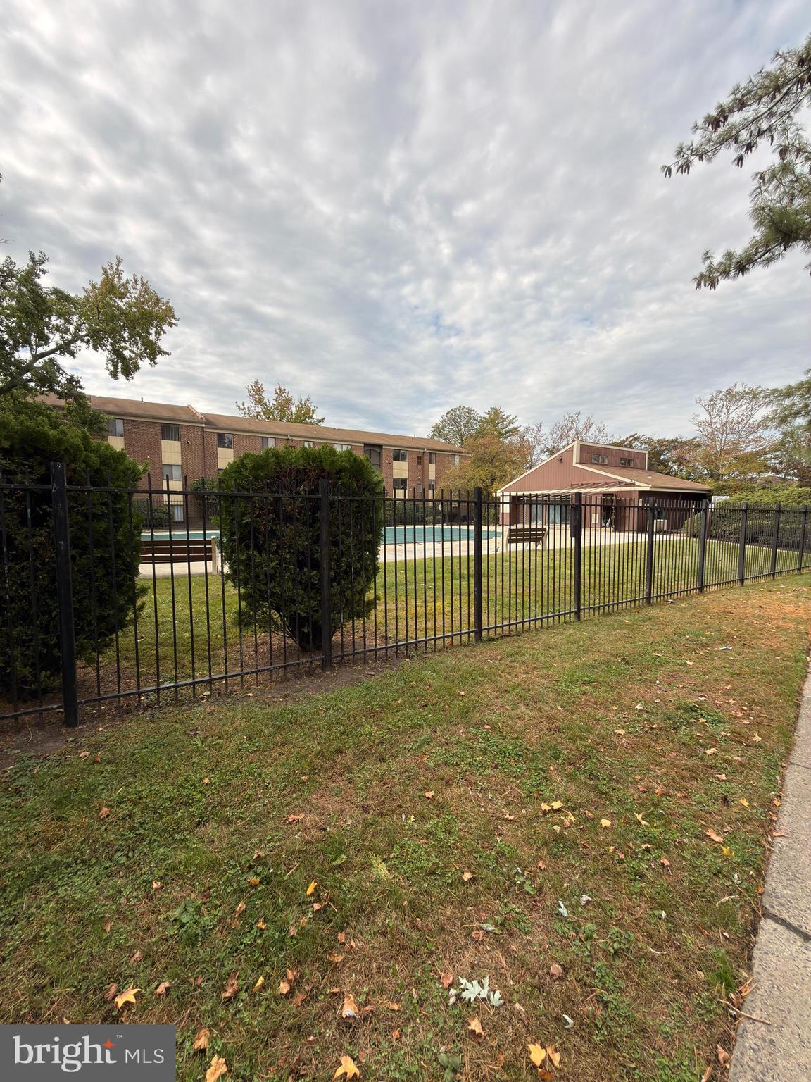 PHILADELPHIA (NORTHEAST) - Residential
