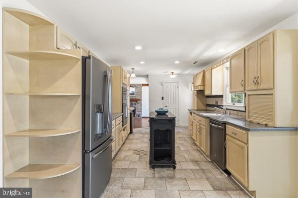 FAIR OAKS ON THE MAGOTHY - Residential