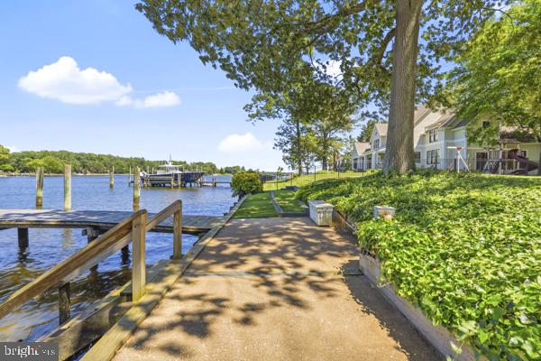FAIR OAKS ON THE MAGOTHY - Residential