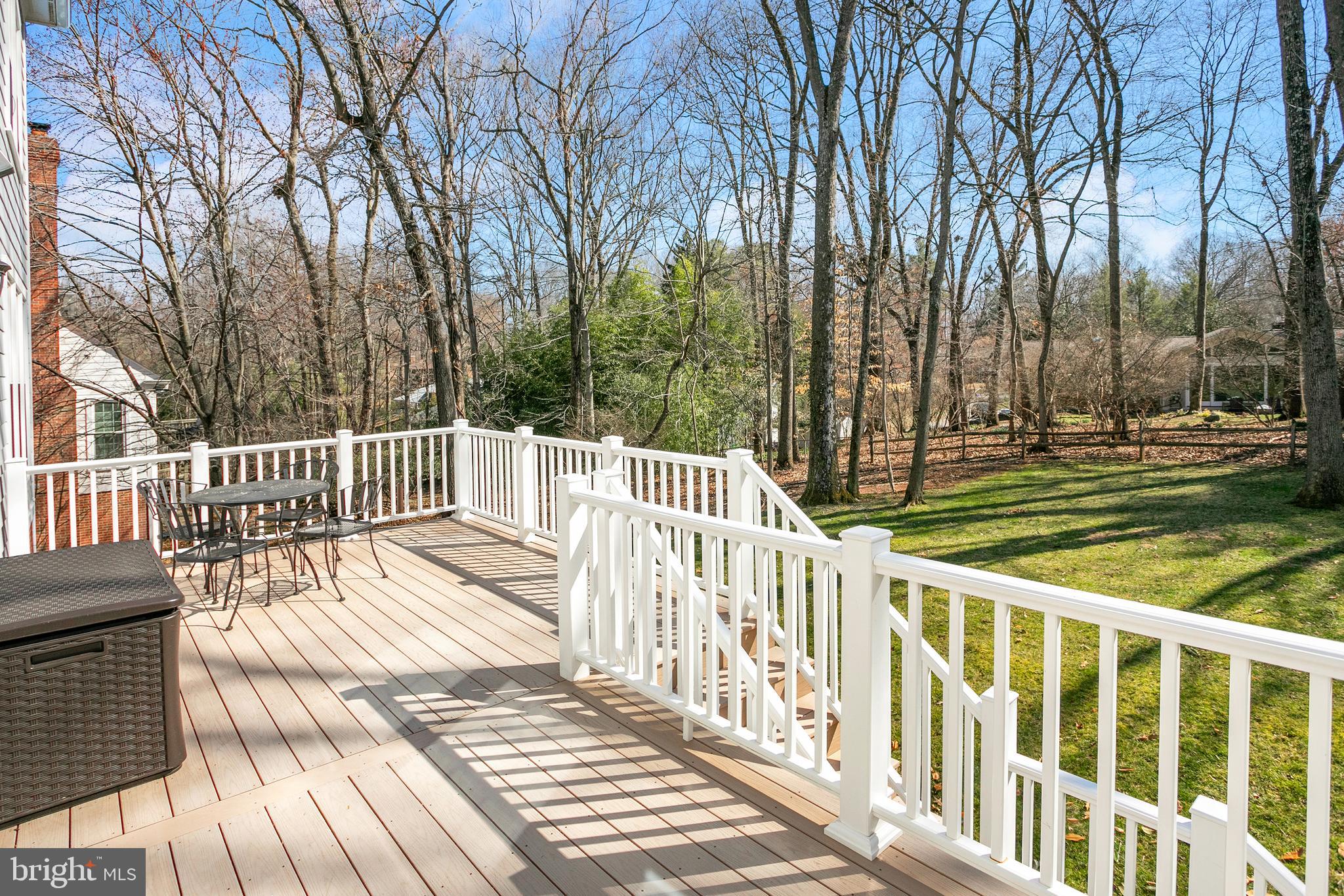 CARDEROCK SPRINGS - Residential