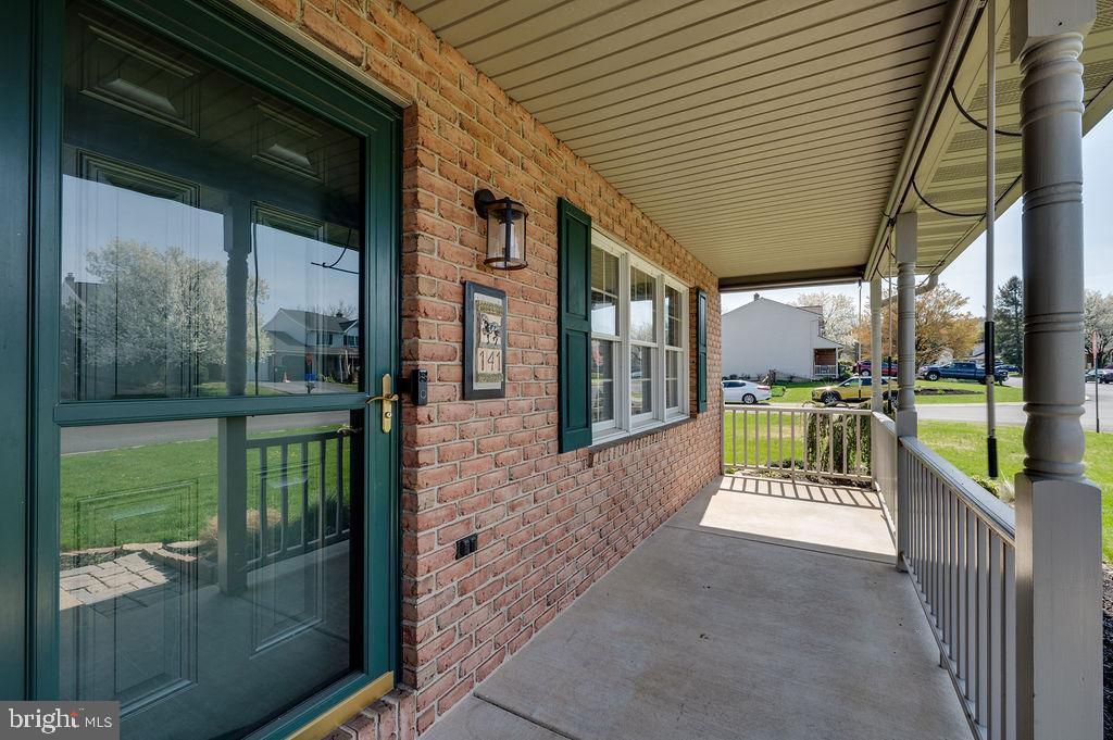 LIMESTONE VILLAGE - Residential