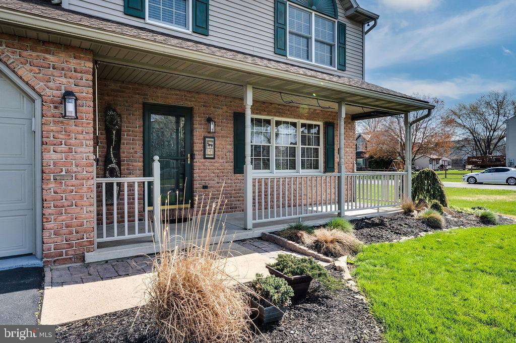 LIMESTONE VILLAGE - Residential