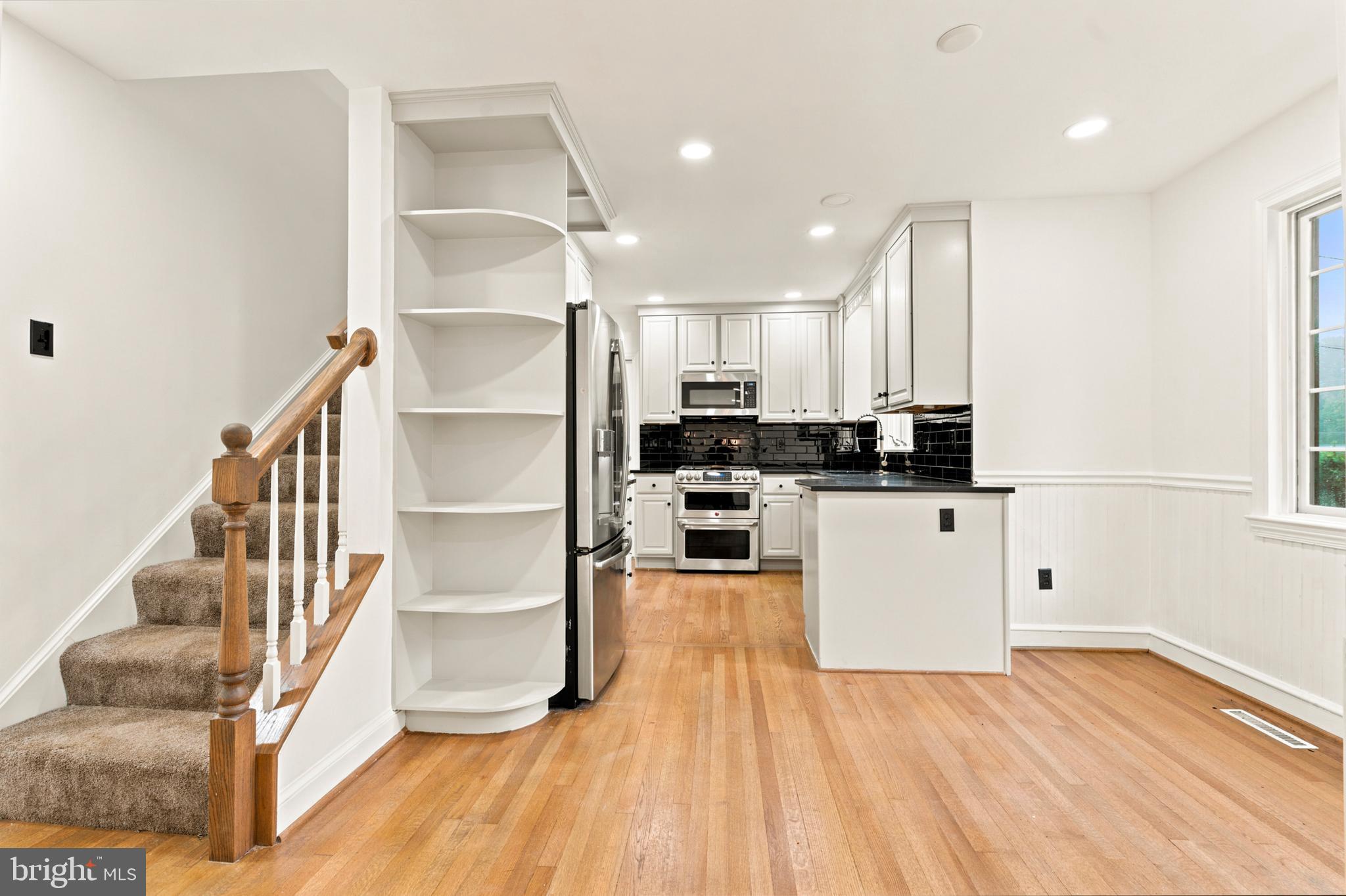 OLNEY OUTSIDE - Residential