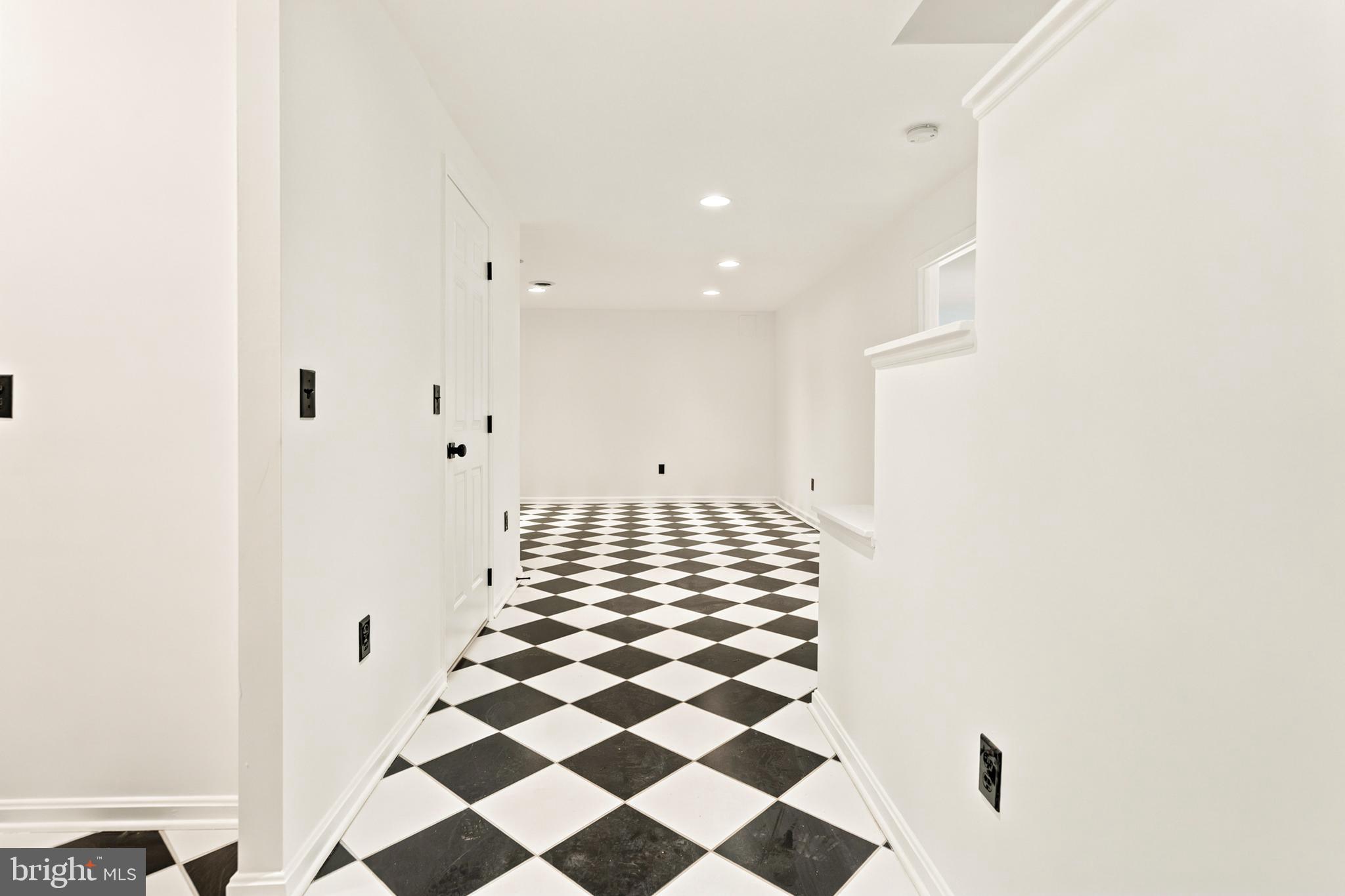 OLNEY OUTSIDE - Residential