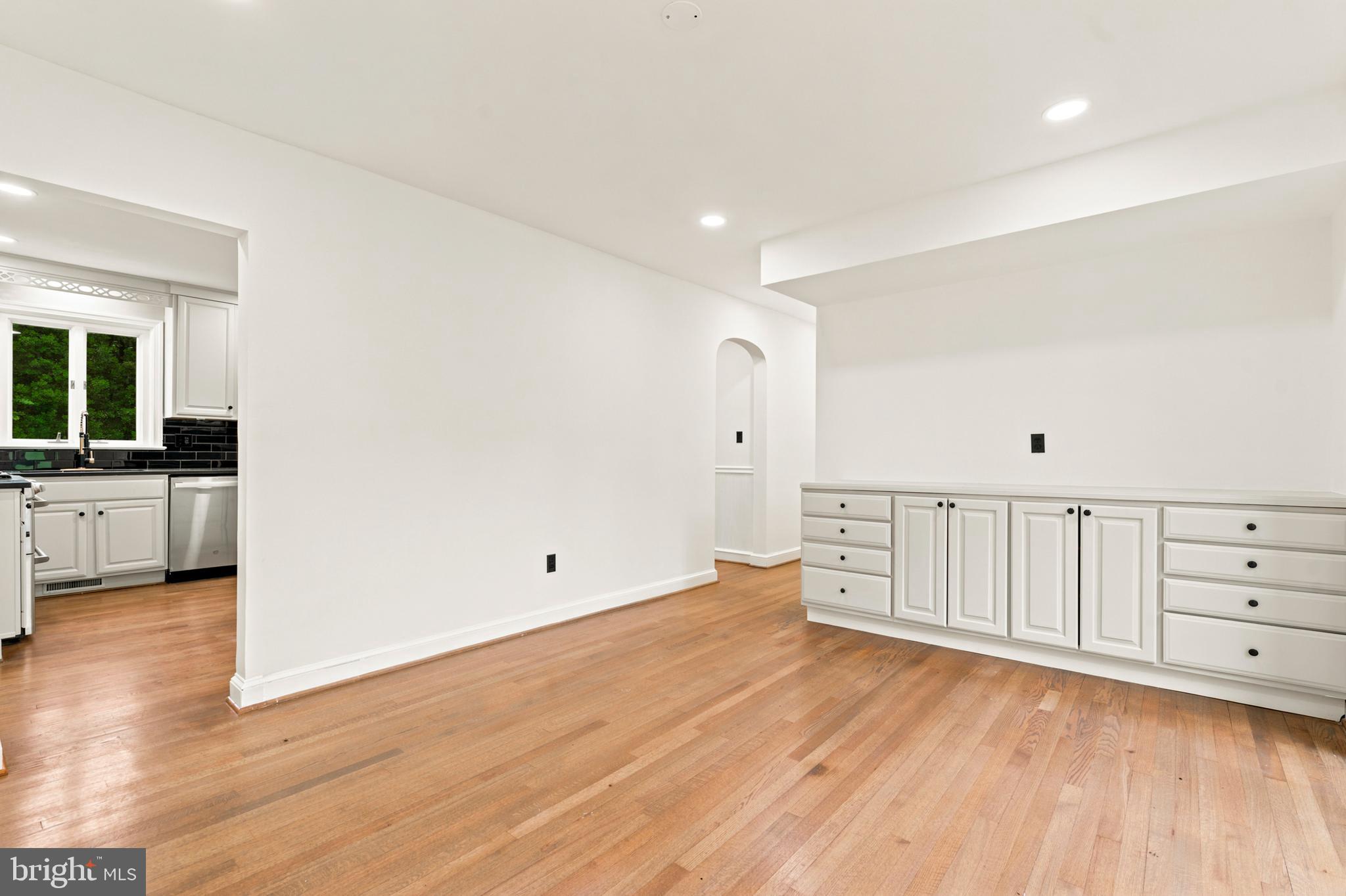 OLNEY OUTSIDE - Residential