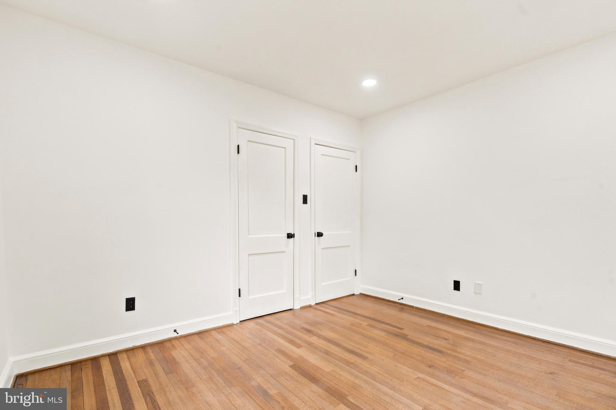 OLNEY OUTSIDE - Residential
