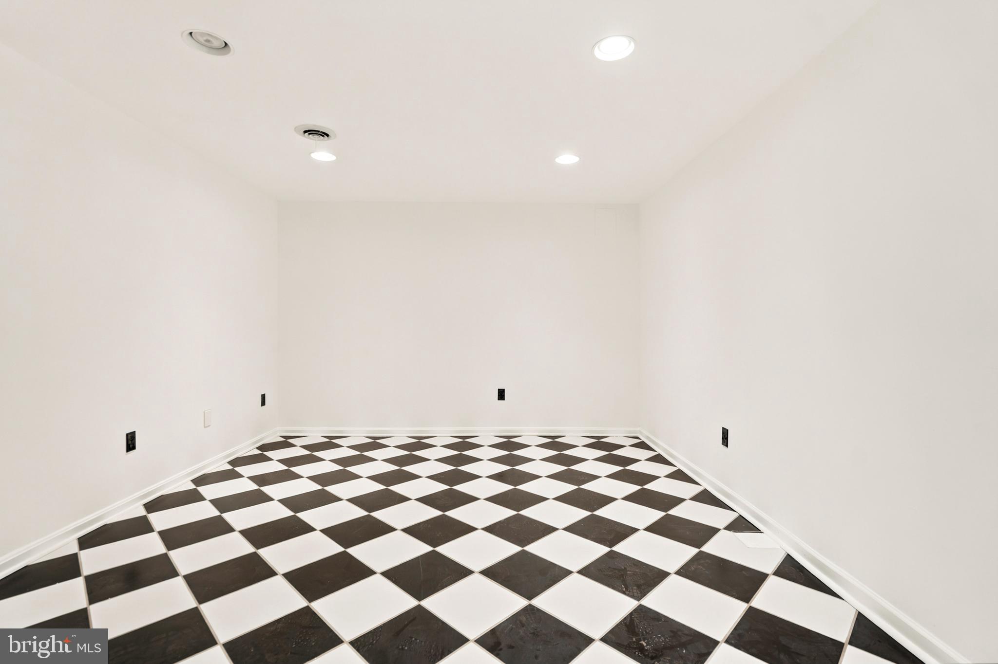OLNEY OUTSIDE - Residential