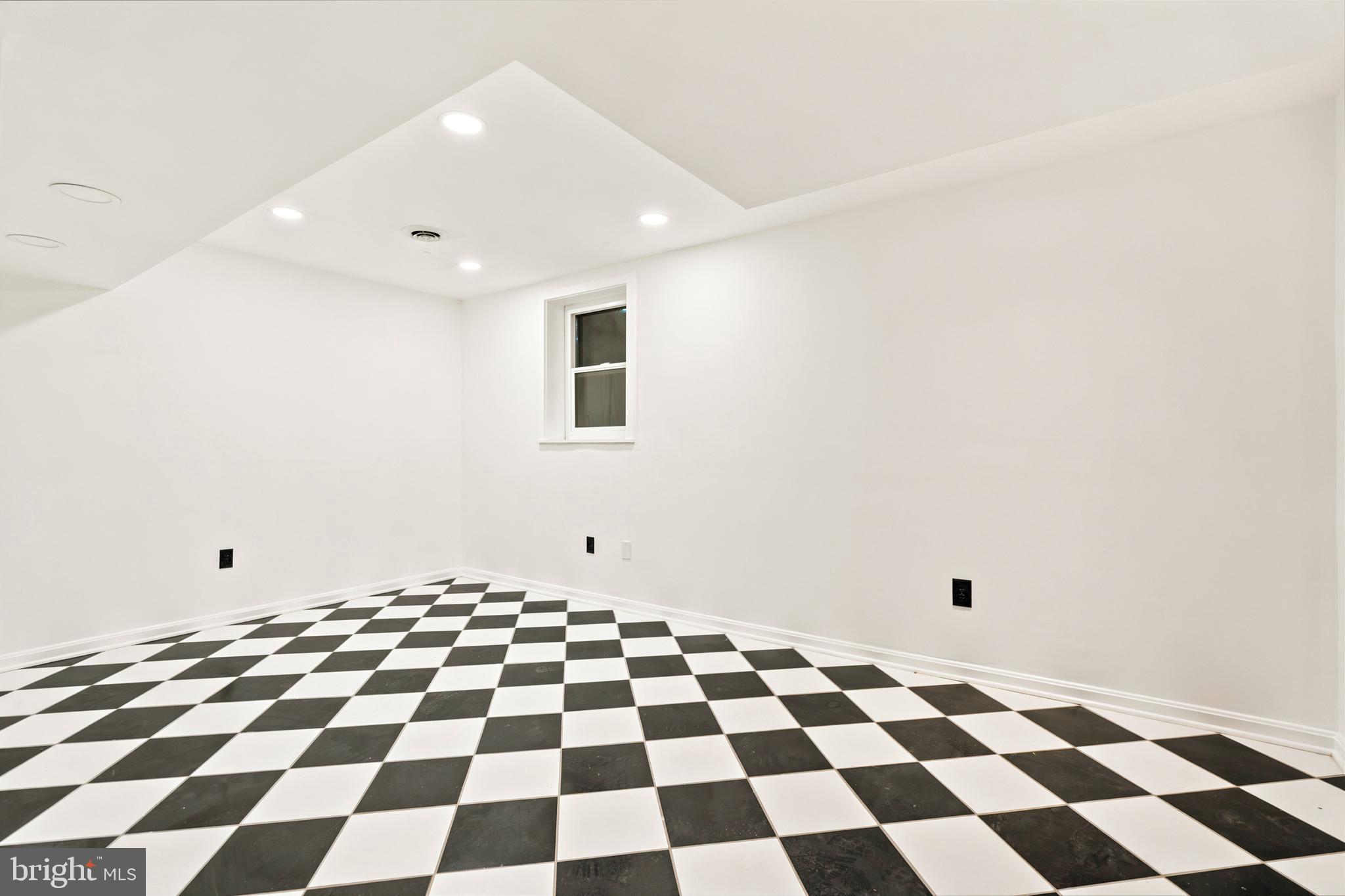 OLNEY OUTSIDE - Residential